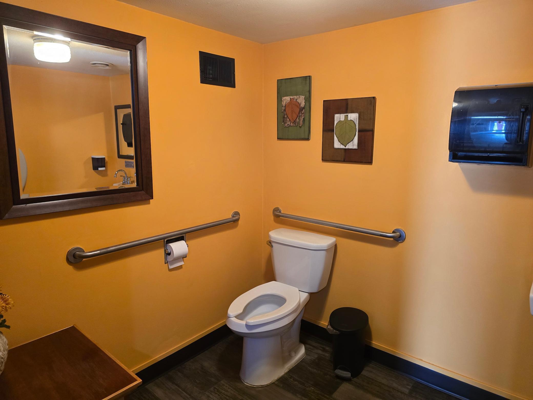 main property photo 28
