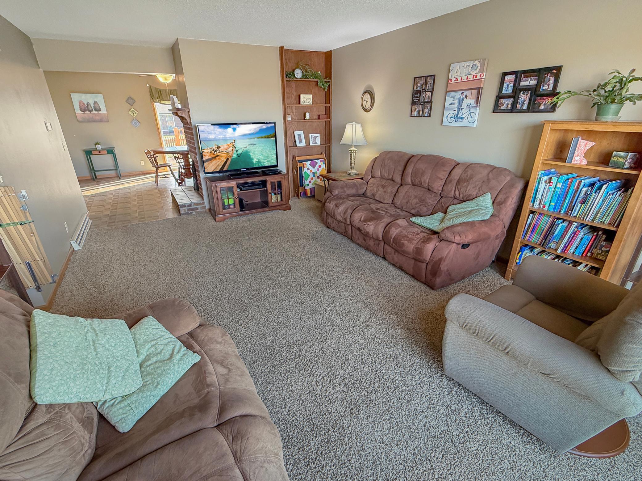main property photo 16