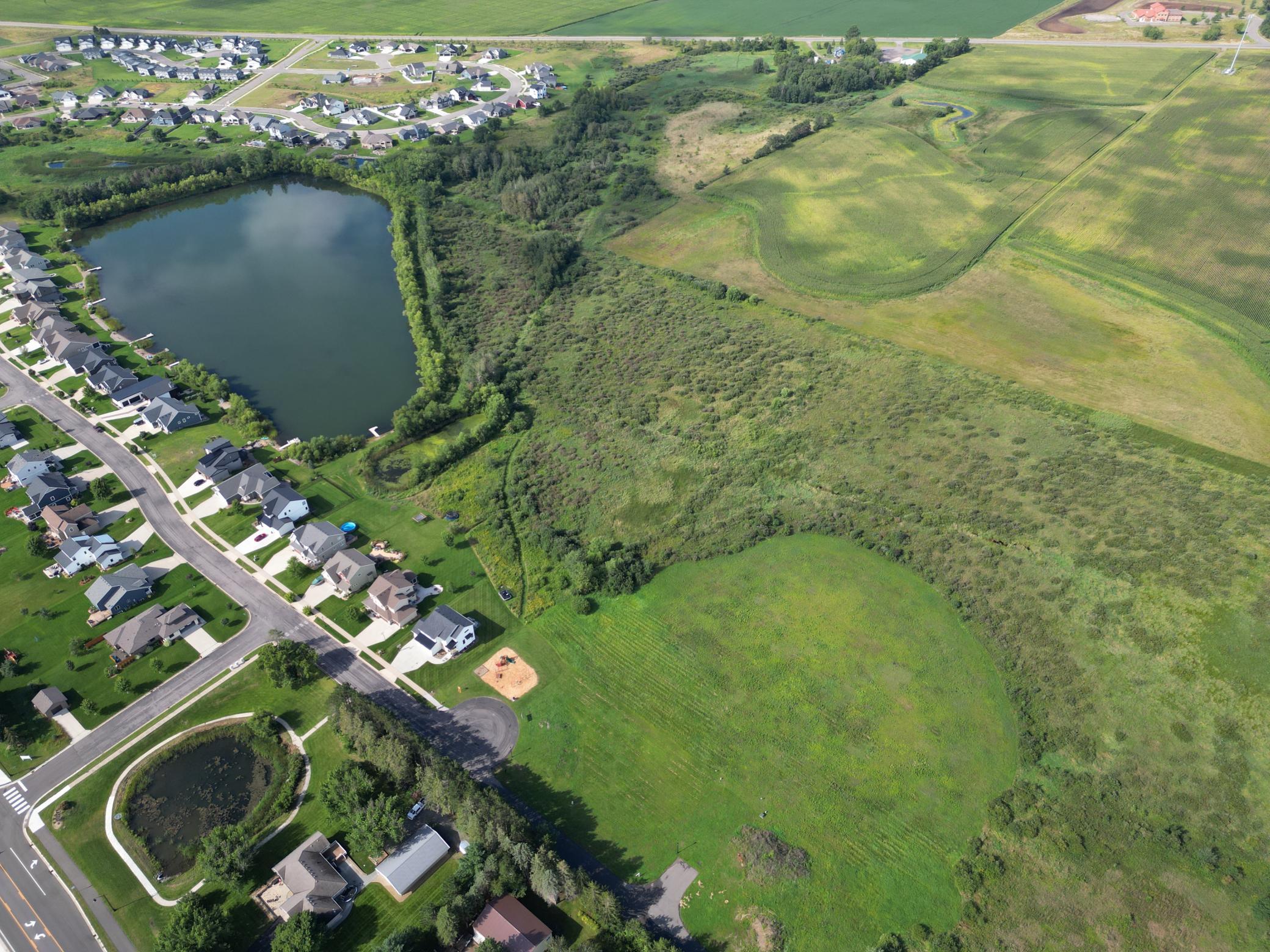main property photo 9