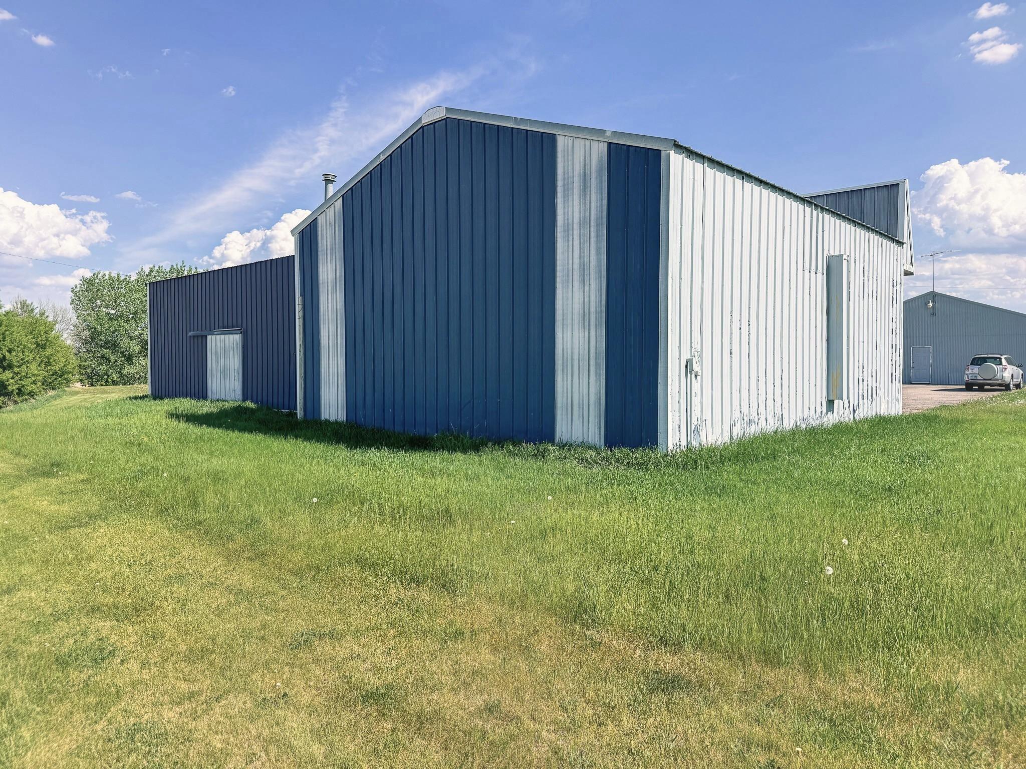 main property photo 36