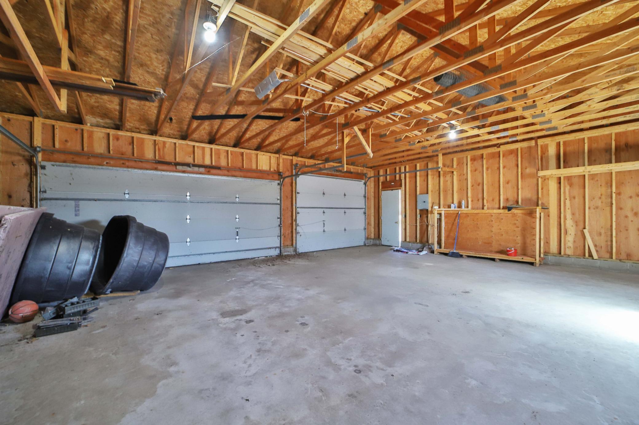 main property photo 73