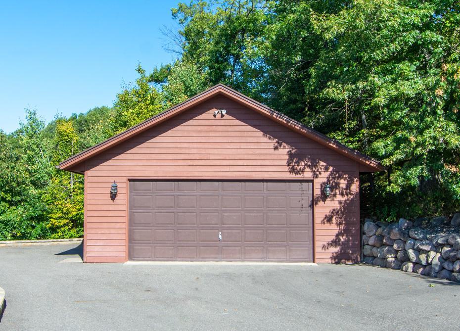 main property photo 75