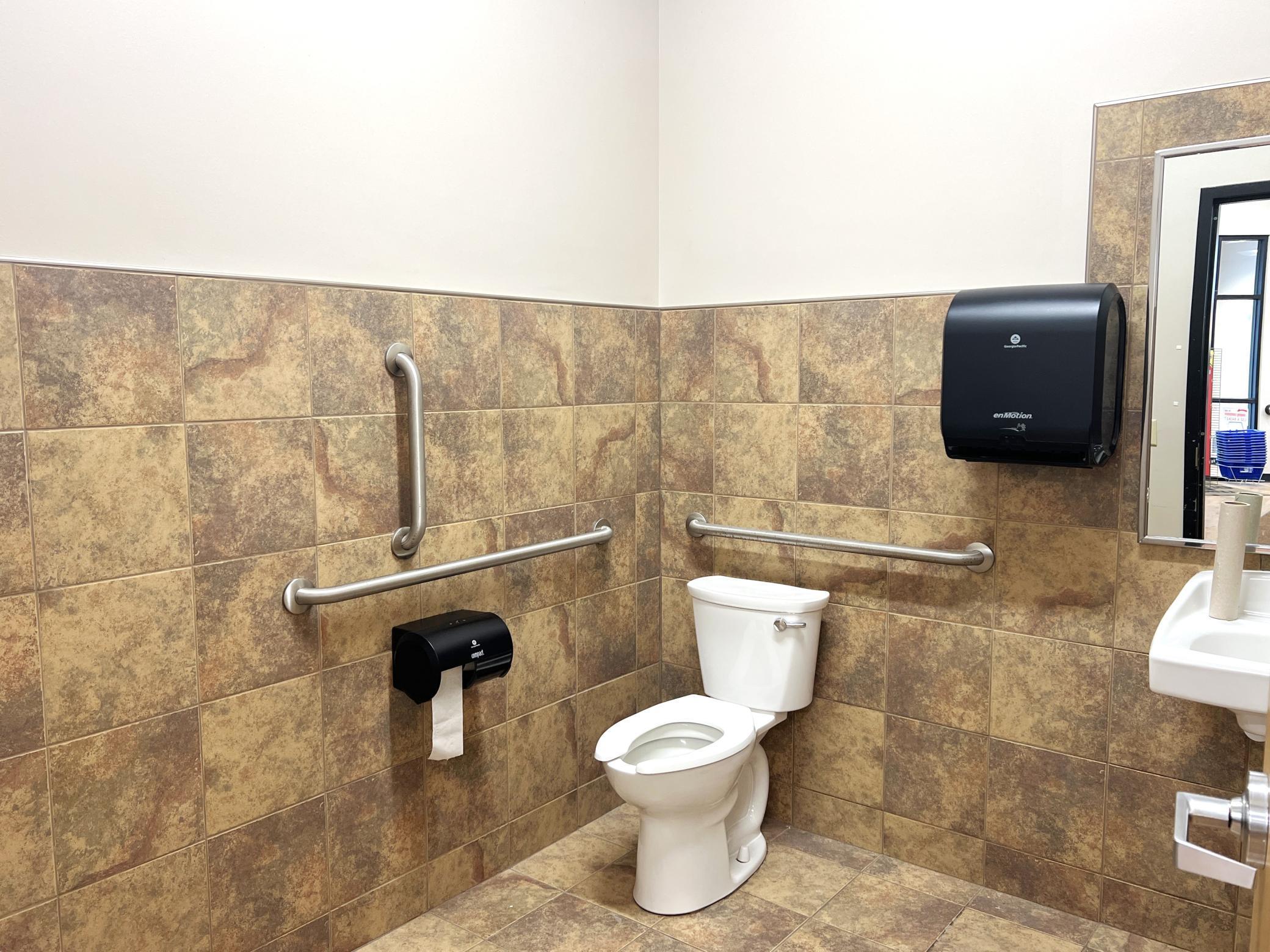 main property photo 20