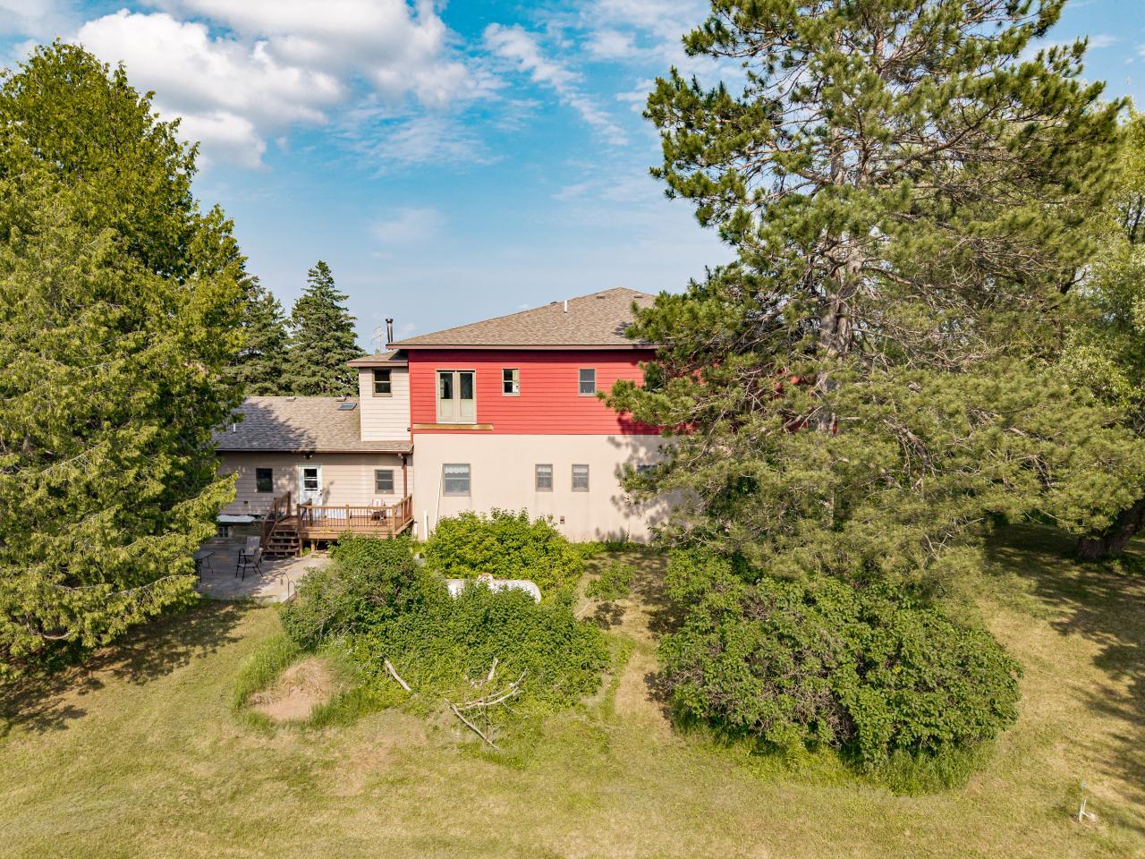 main property photo 40