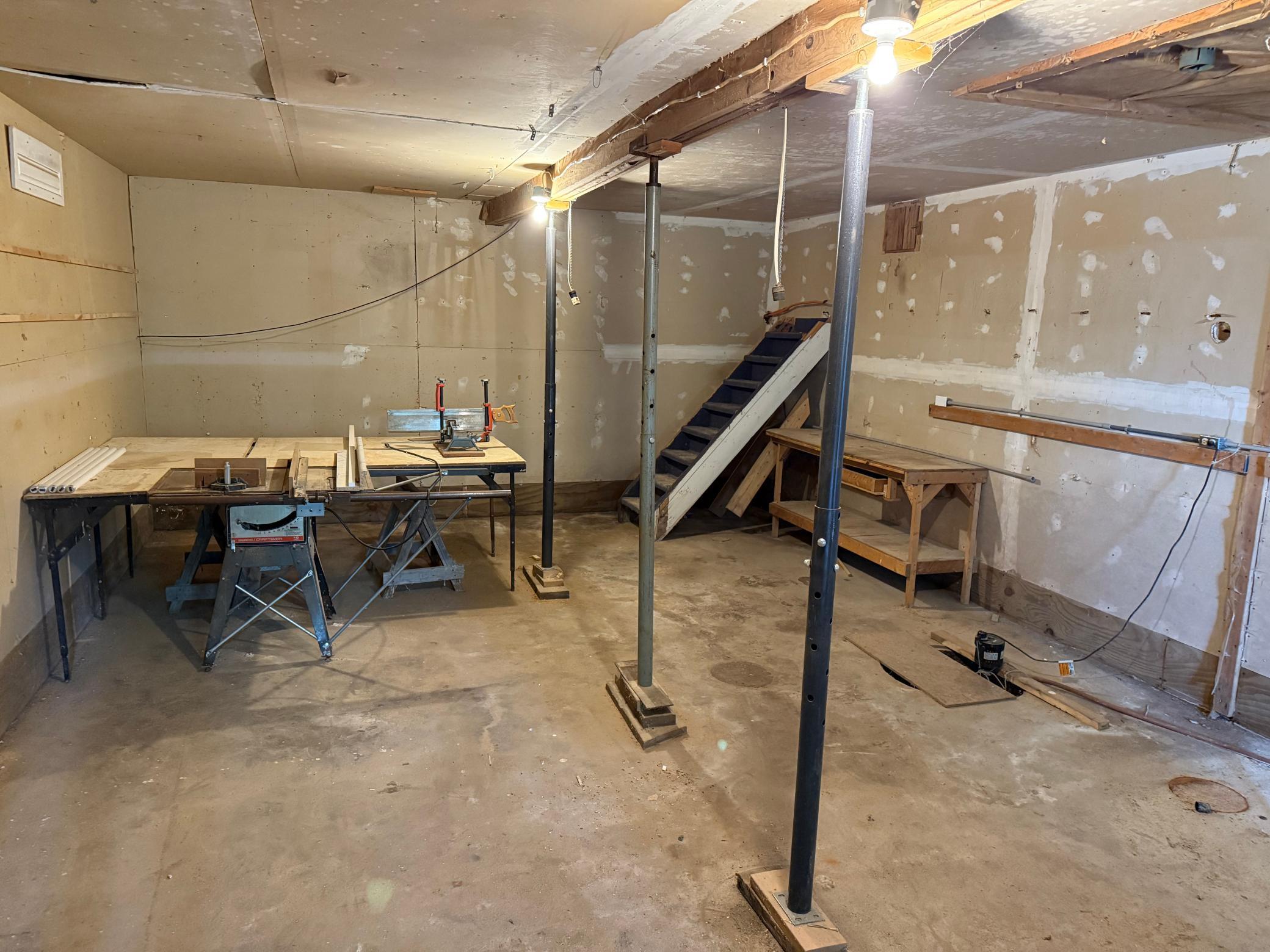 main property photo 47