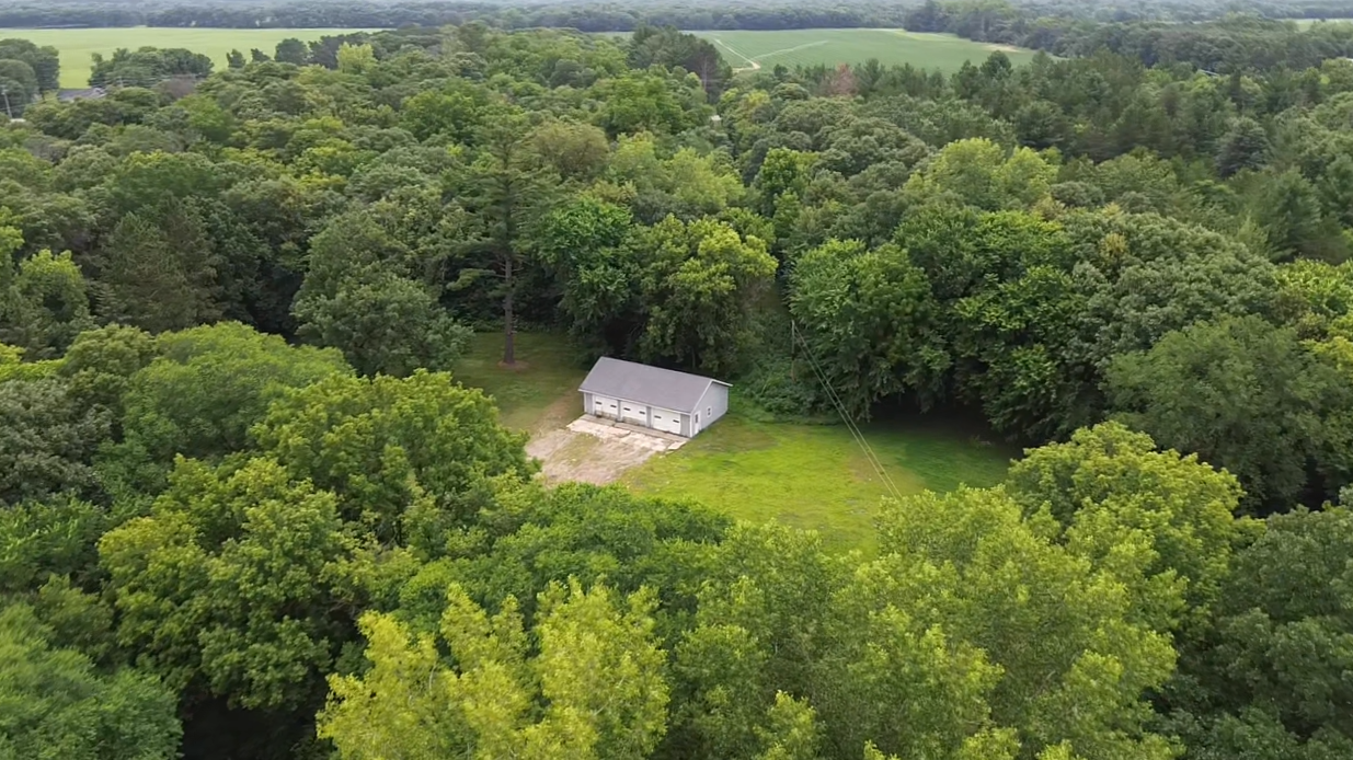 main property photo 10