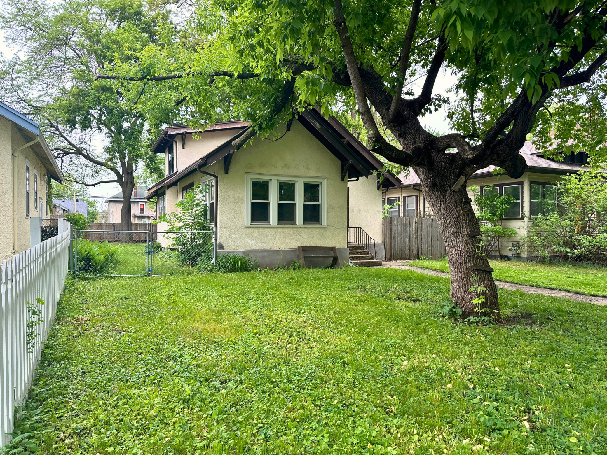 main property photo 15