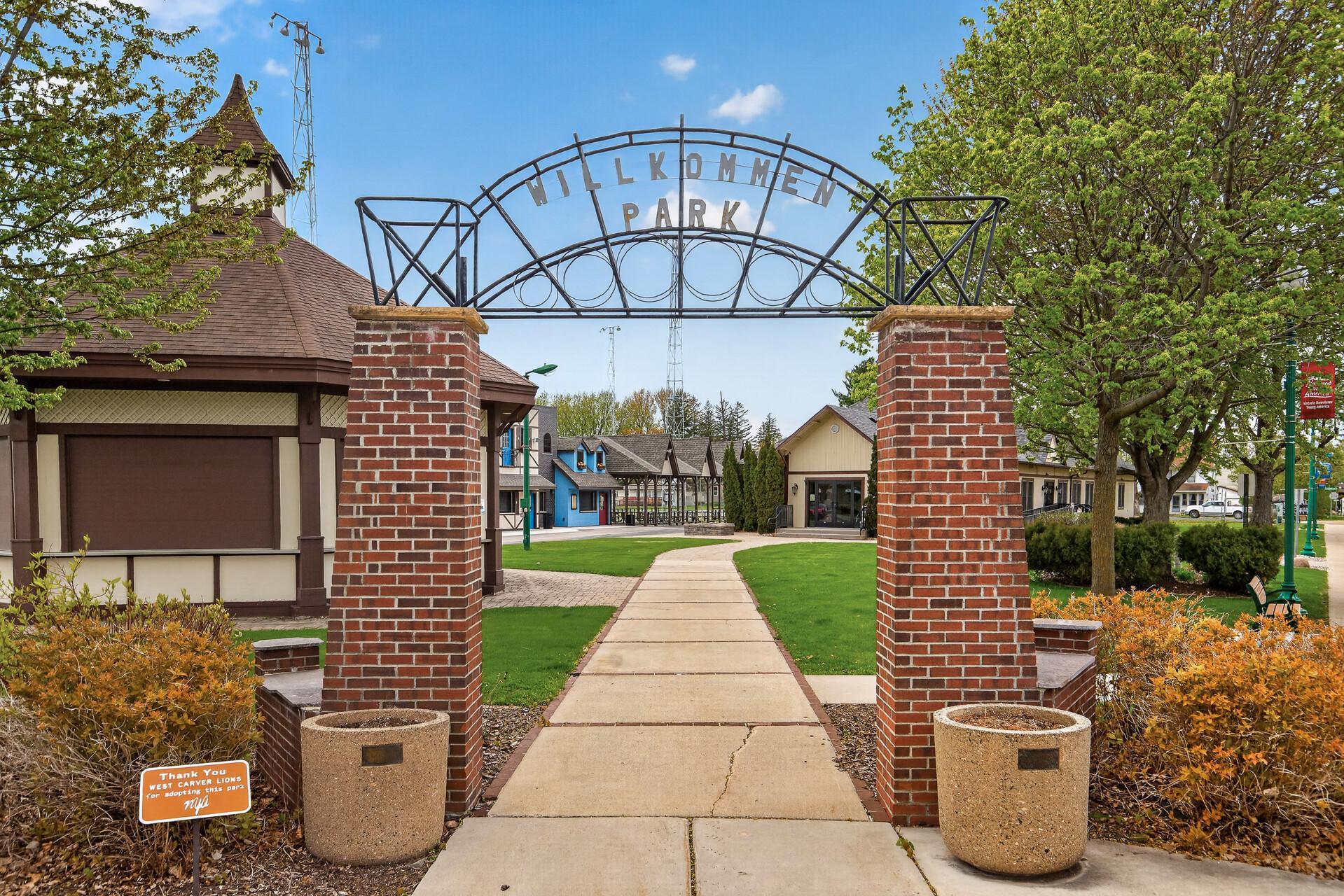 main property photo 28
