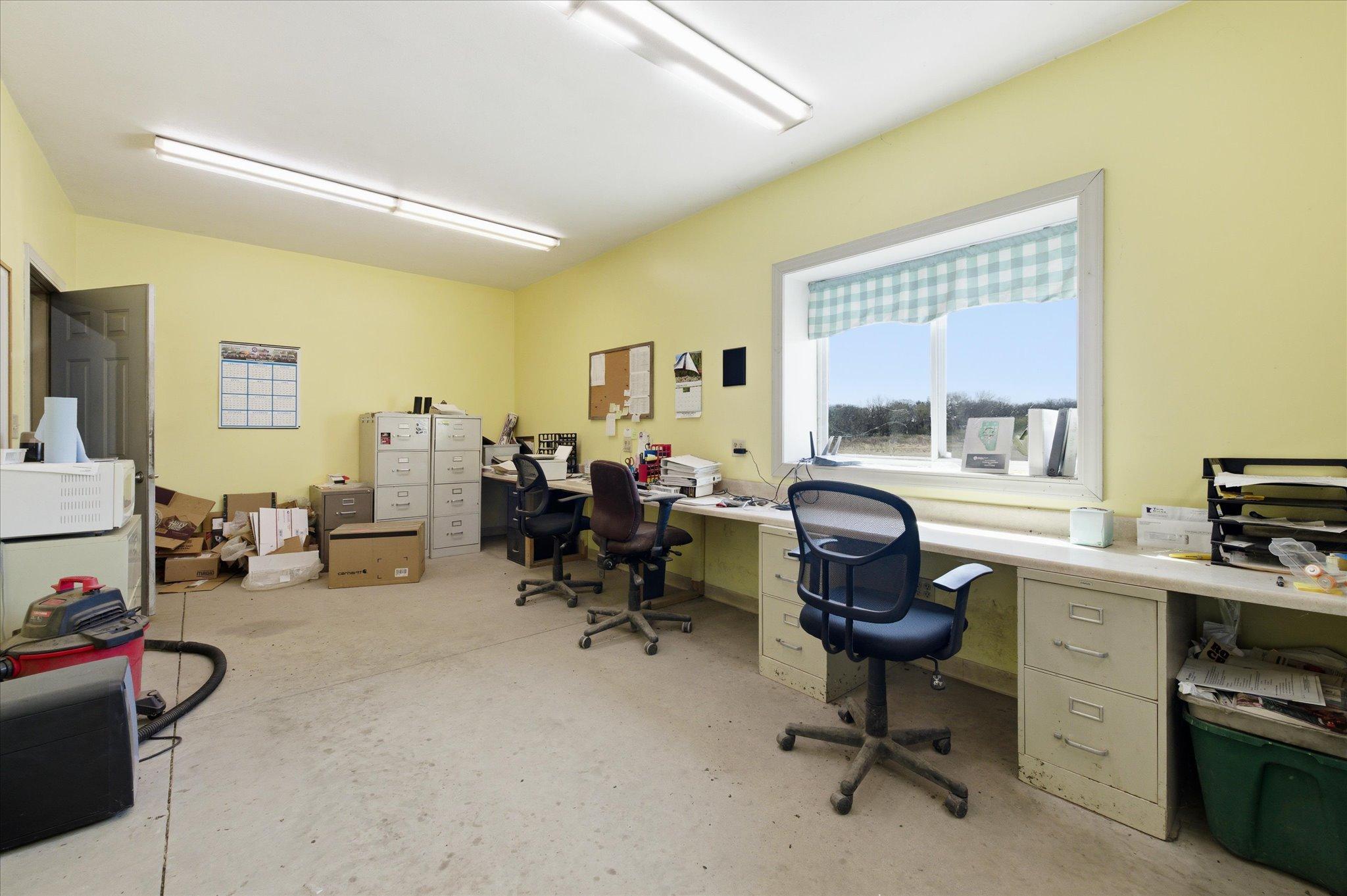 main property photo 33