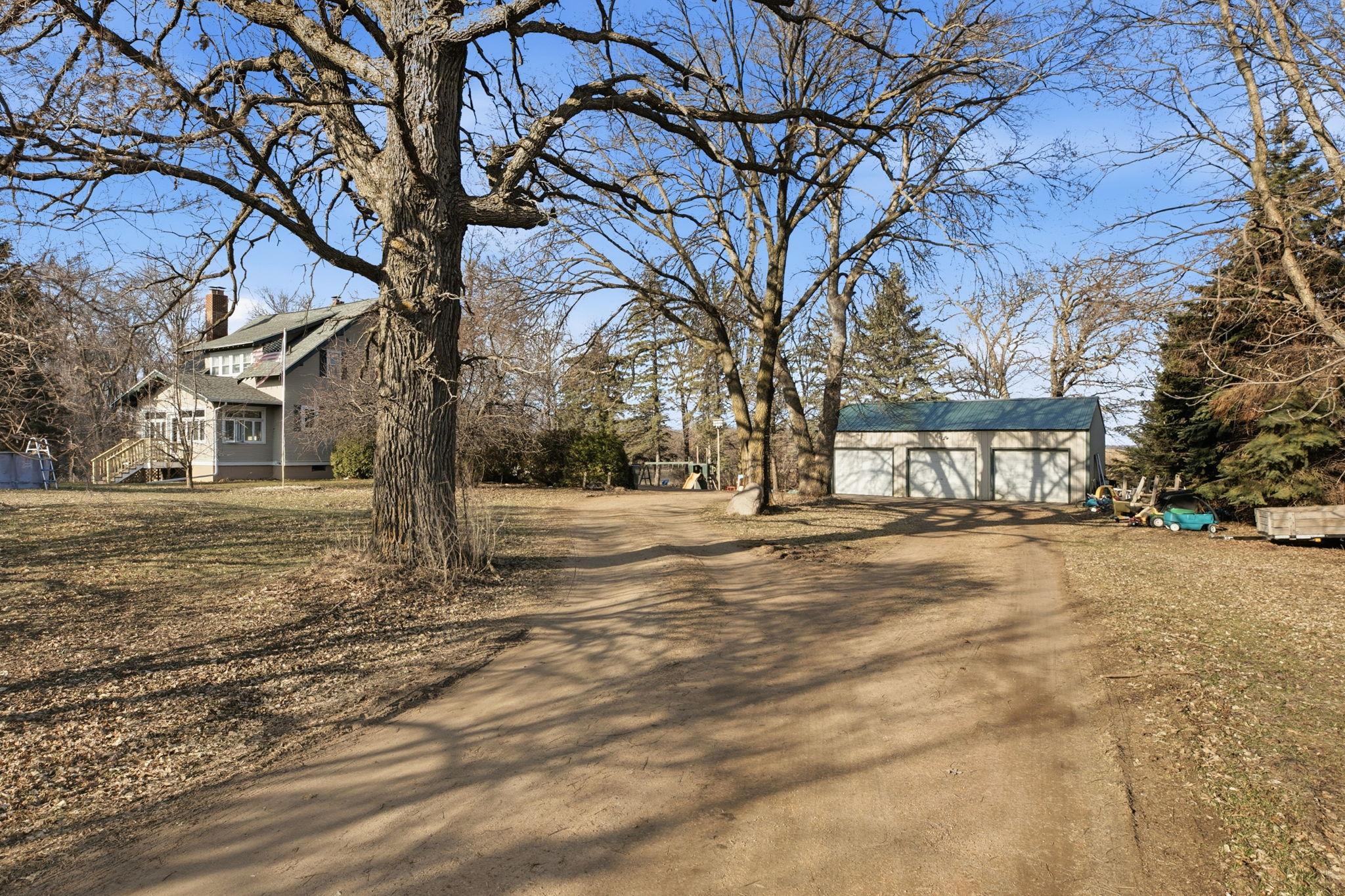 main property photo 43