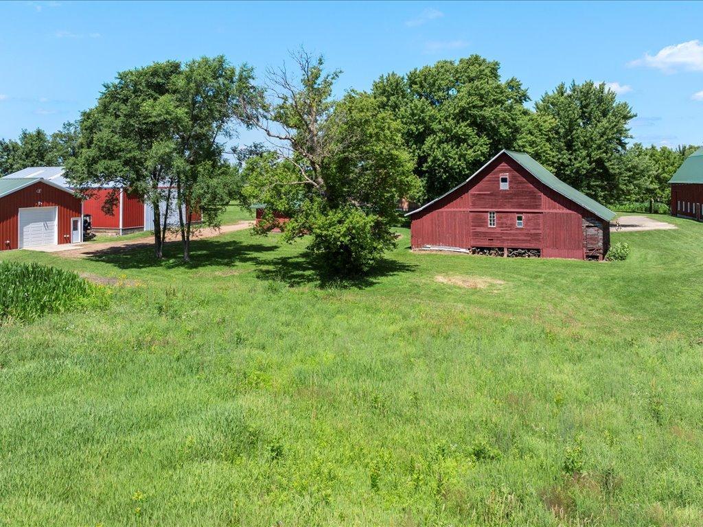 main property photo 16