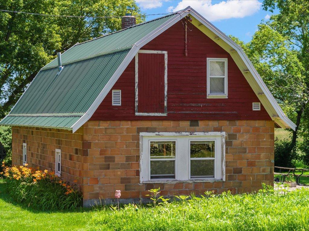main property photo 46
