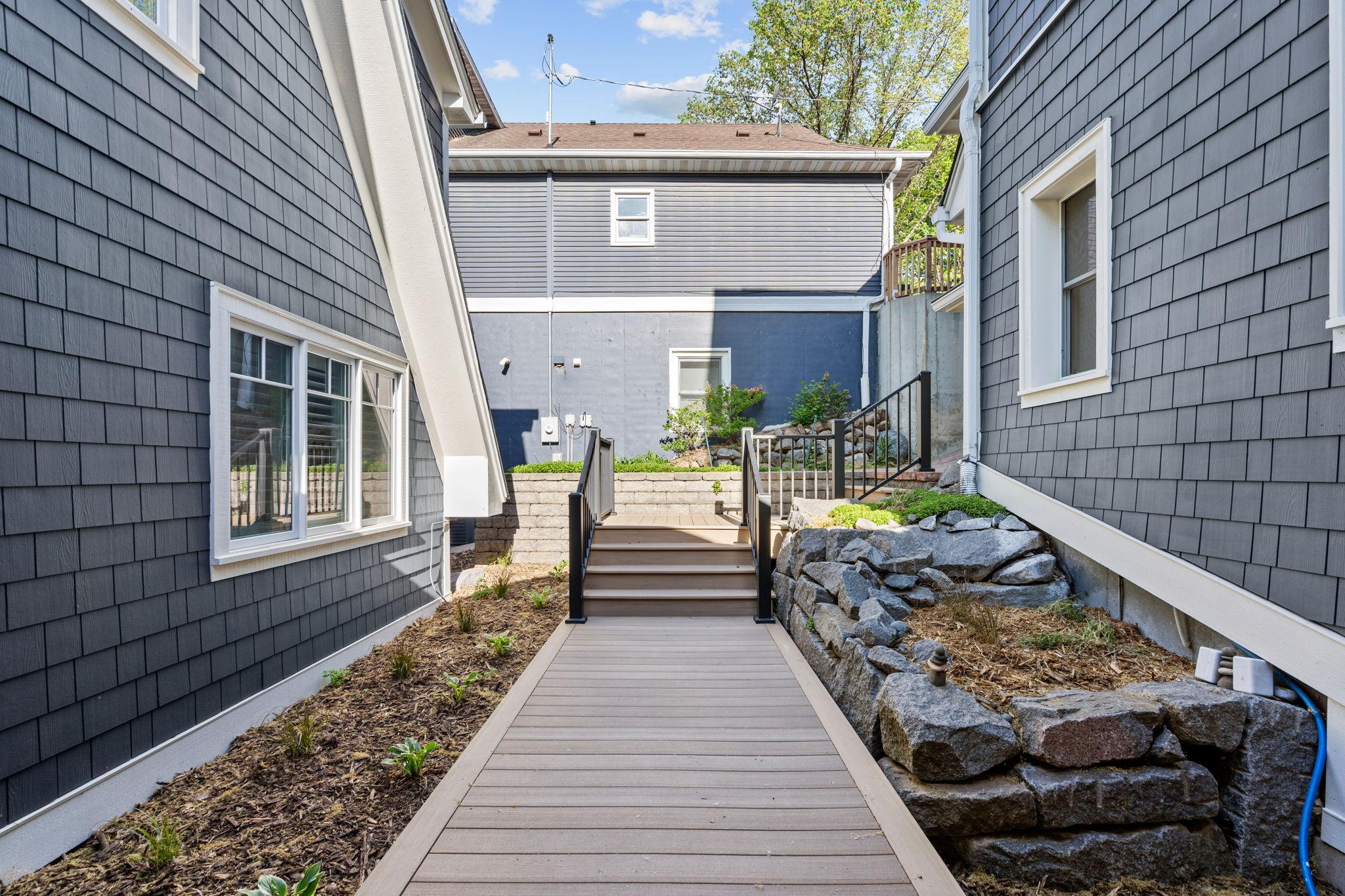main property photo 72
