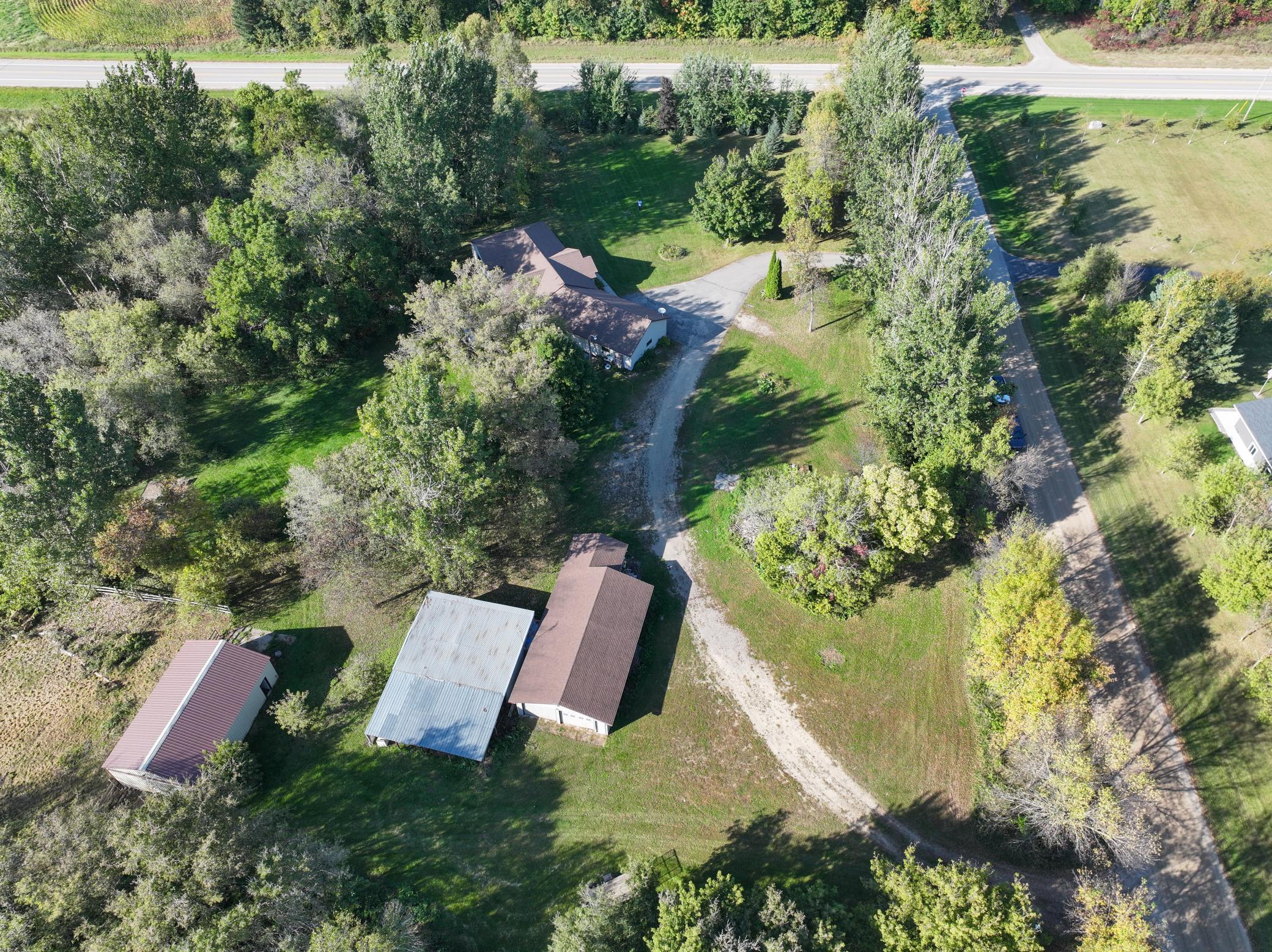 main property photo 7
