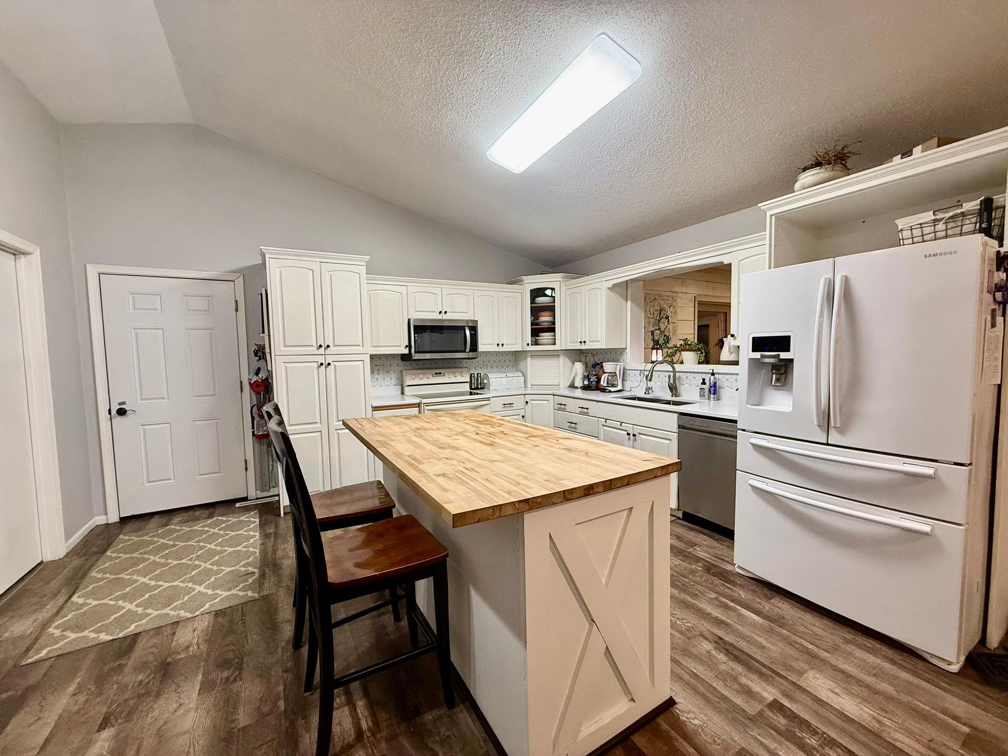 main property photo 71