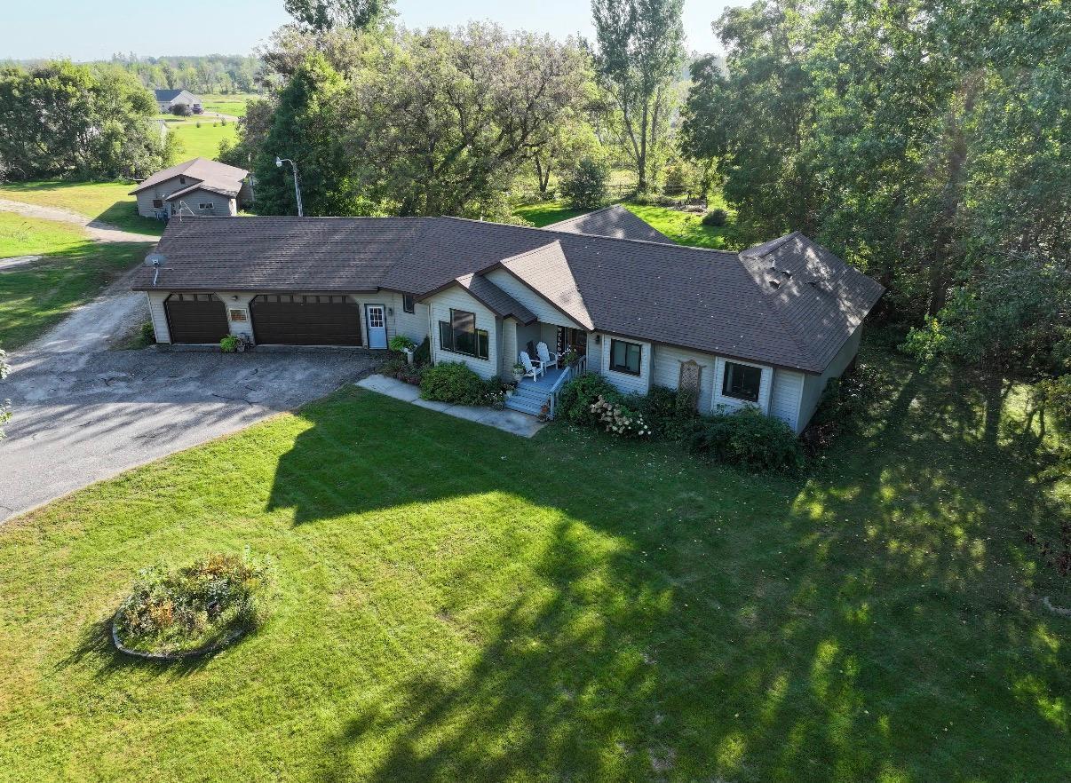 main property photo 76