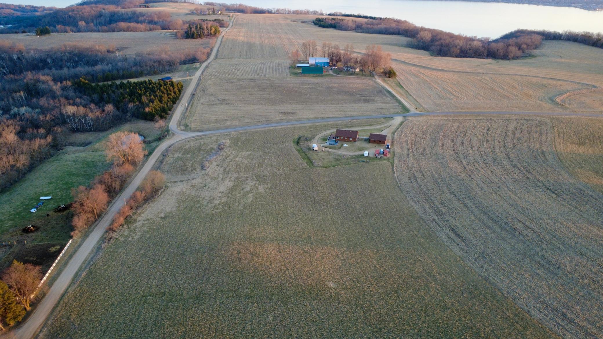 main property photo 6