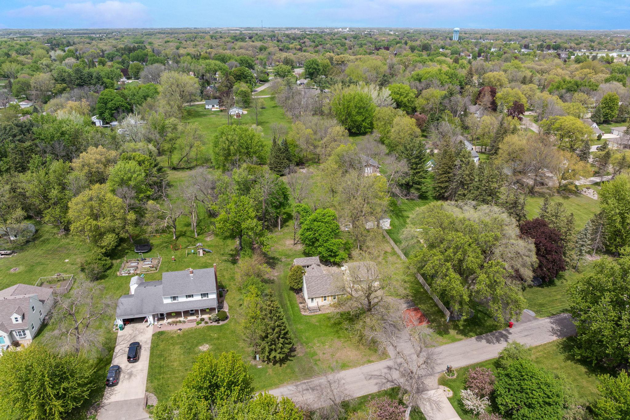main property photo 34