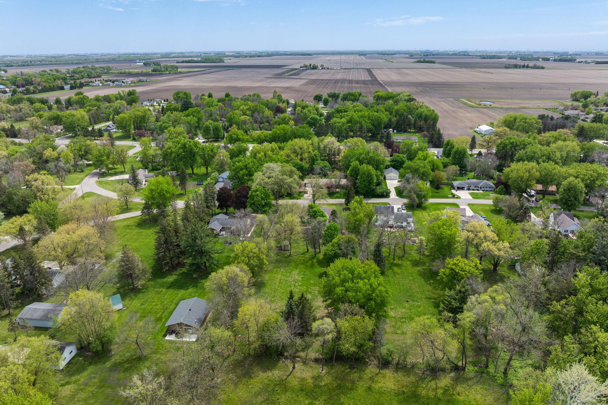 main property photo 35