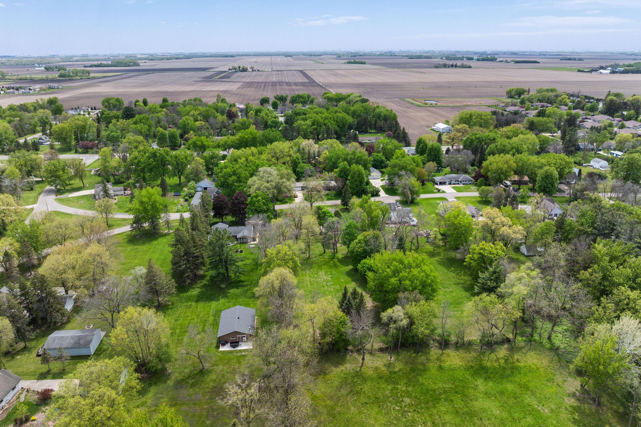 main property photo 37
