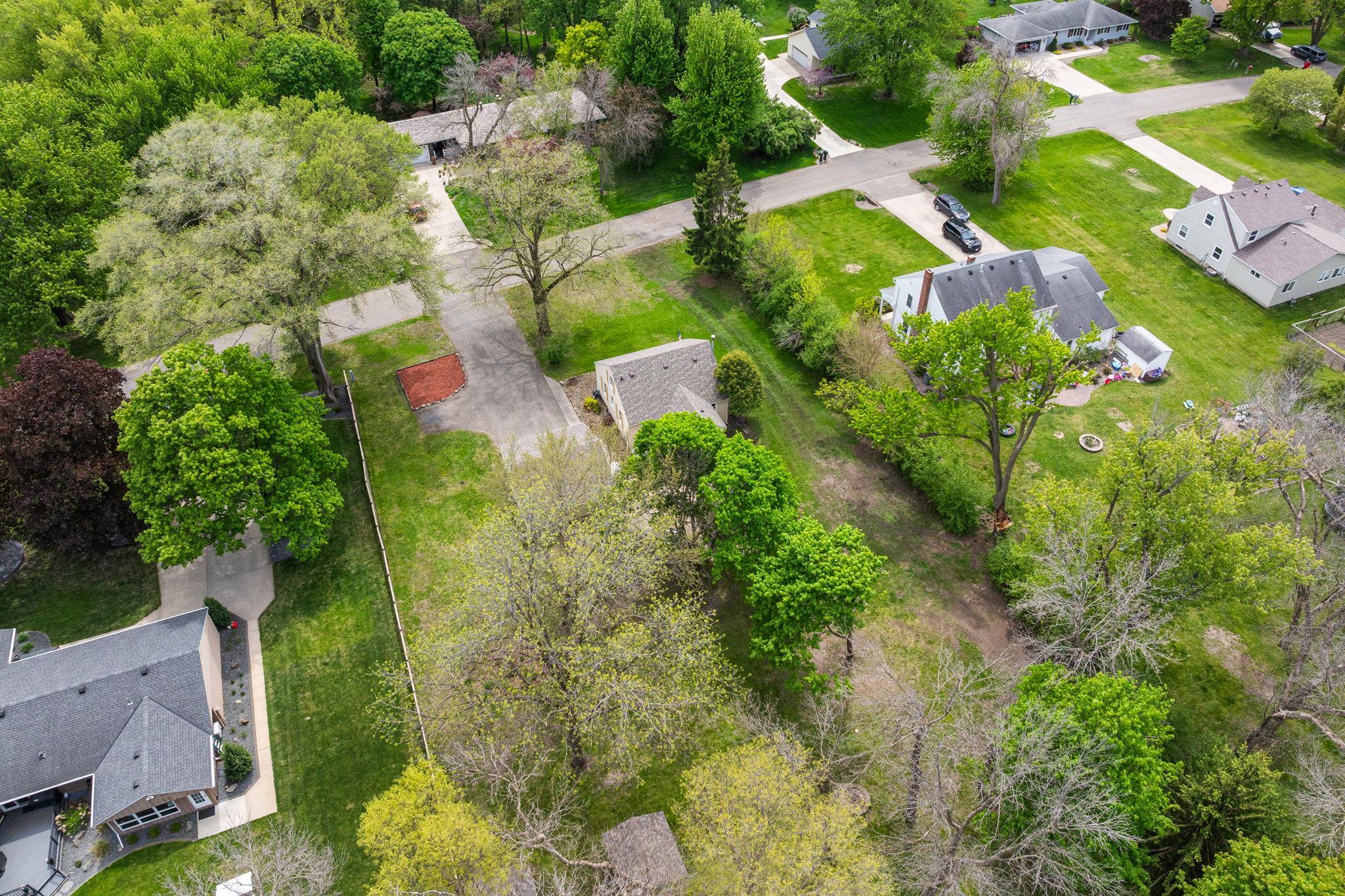 main property photo 39