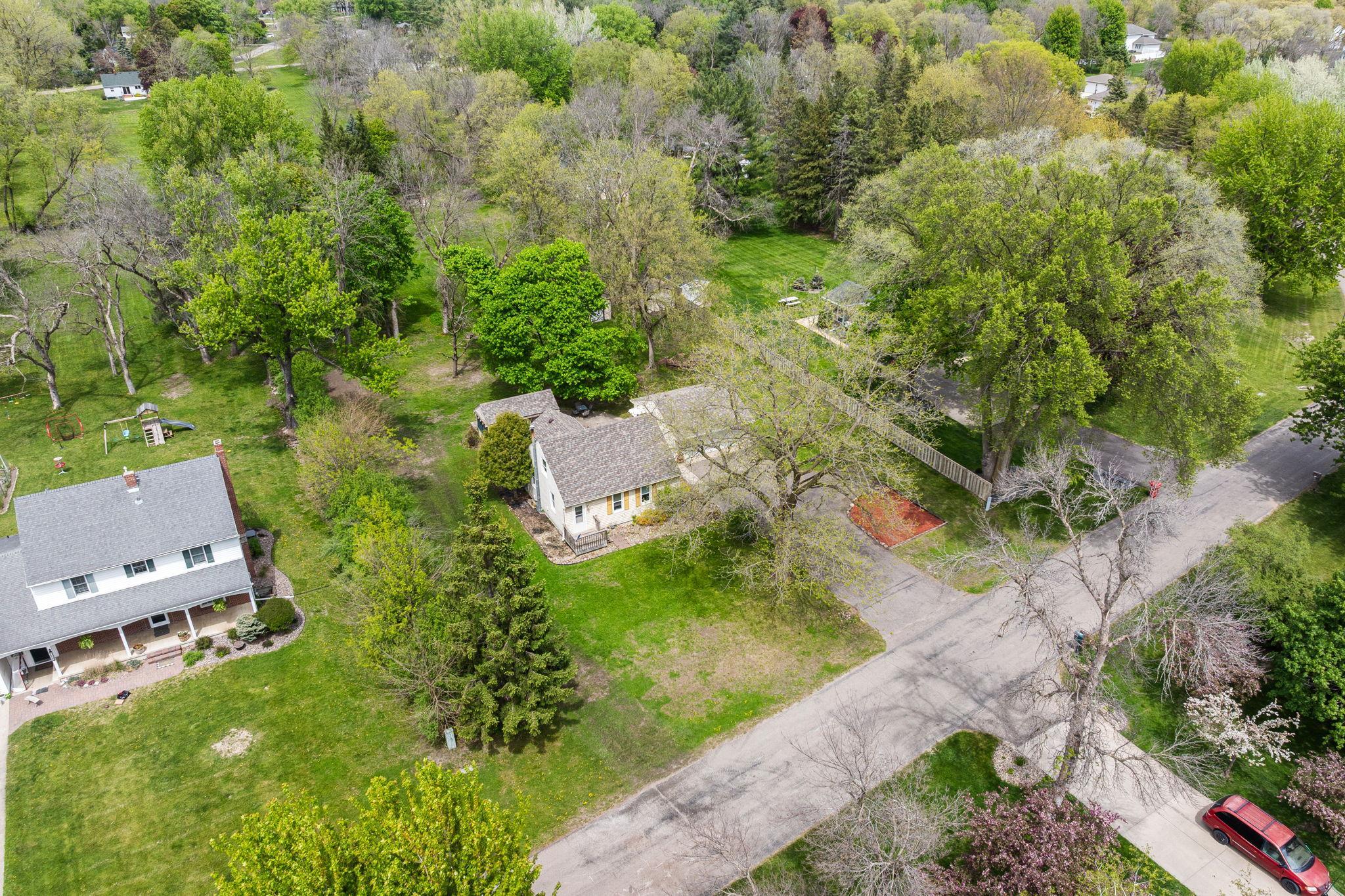 main property photo 41
