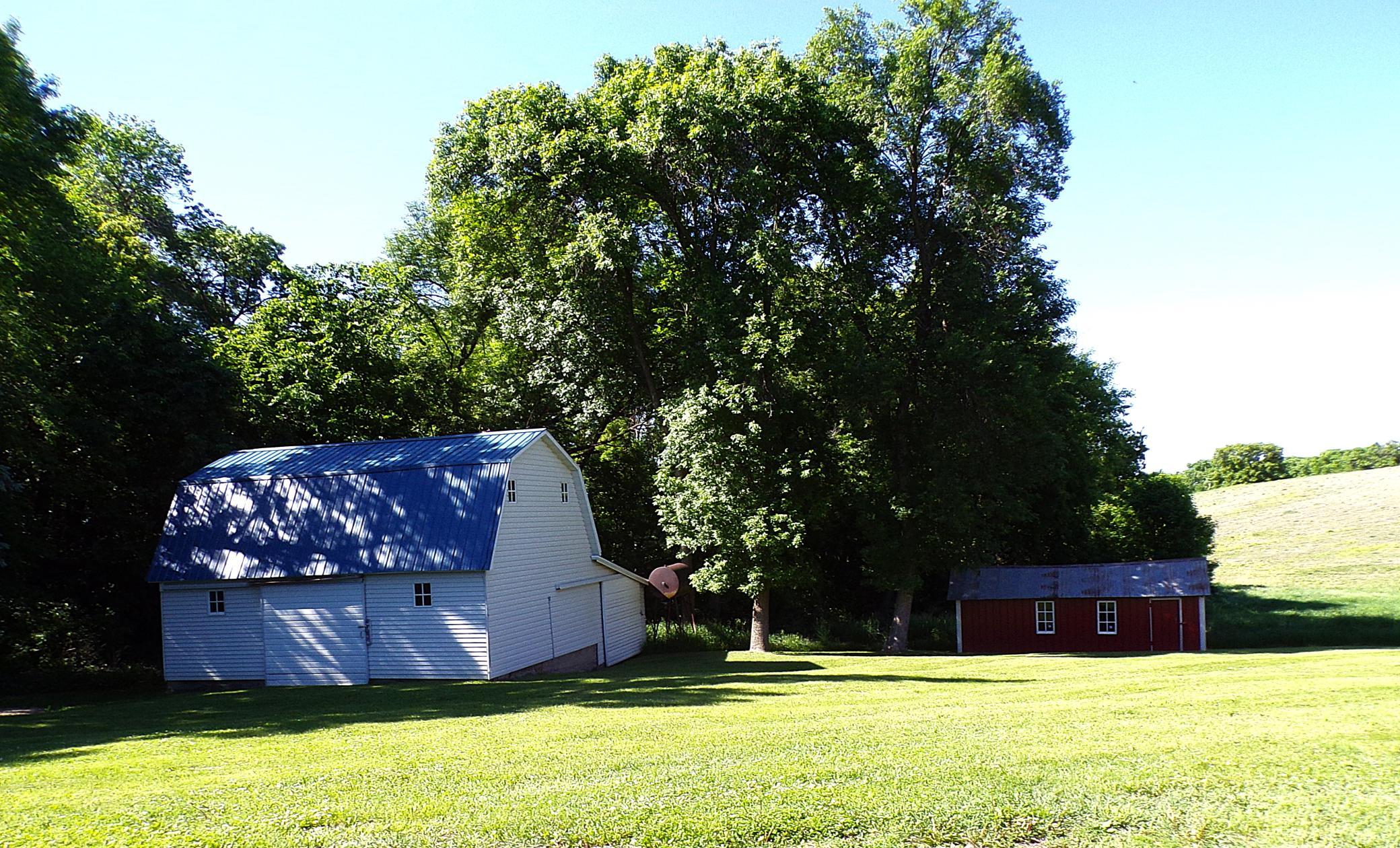 main property photo 20