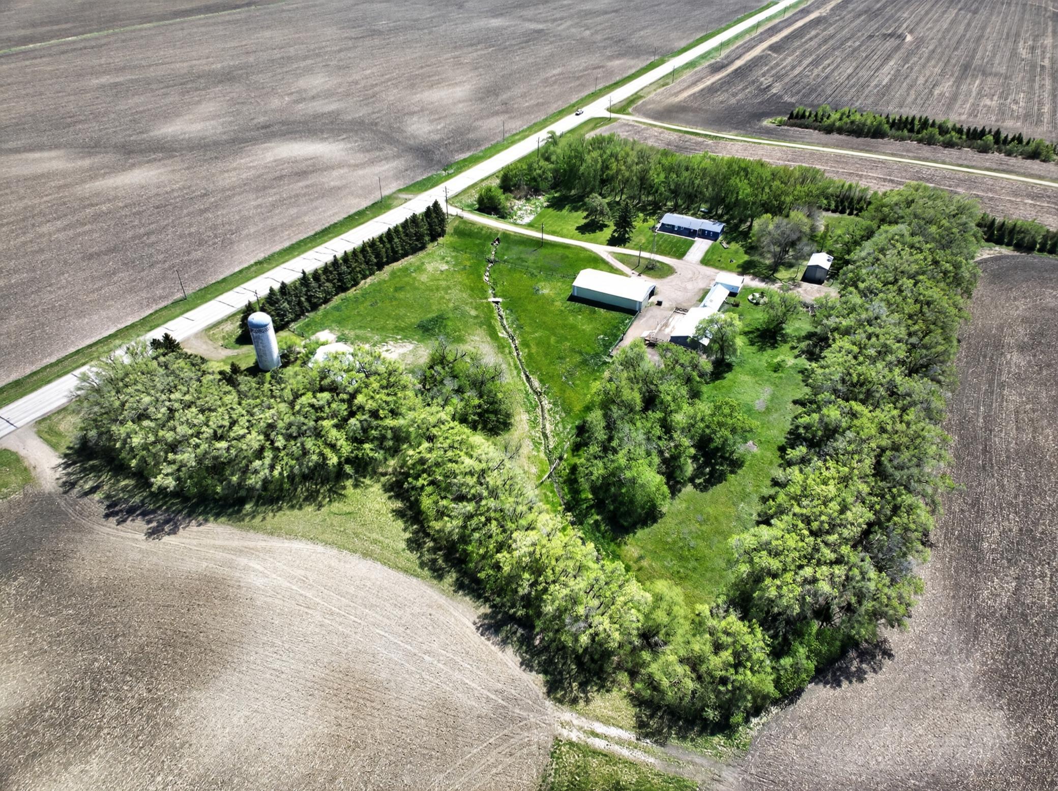 main property photo 75