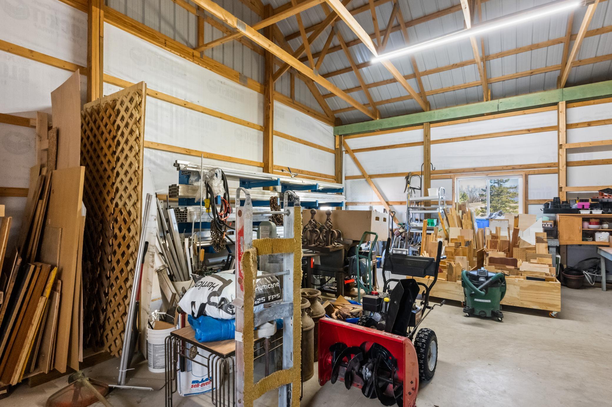 main property photo 89