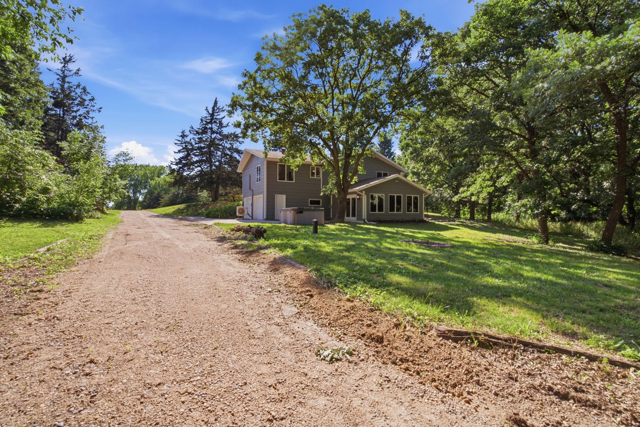 main property photo 32