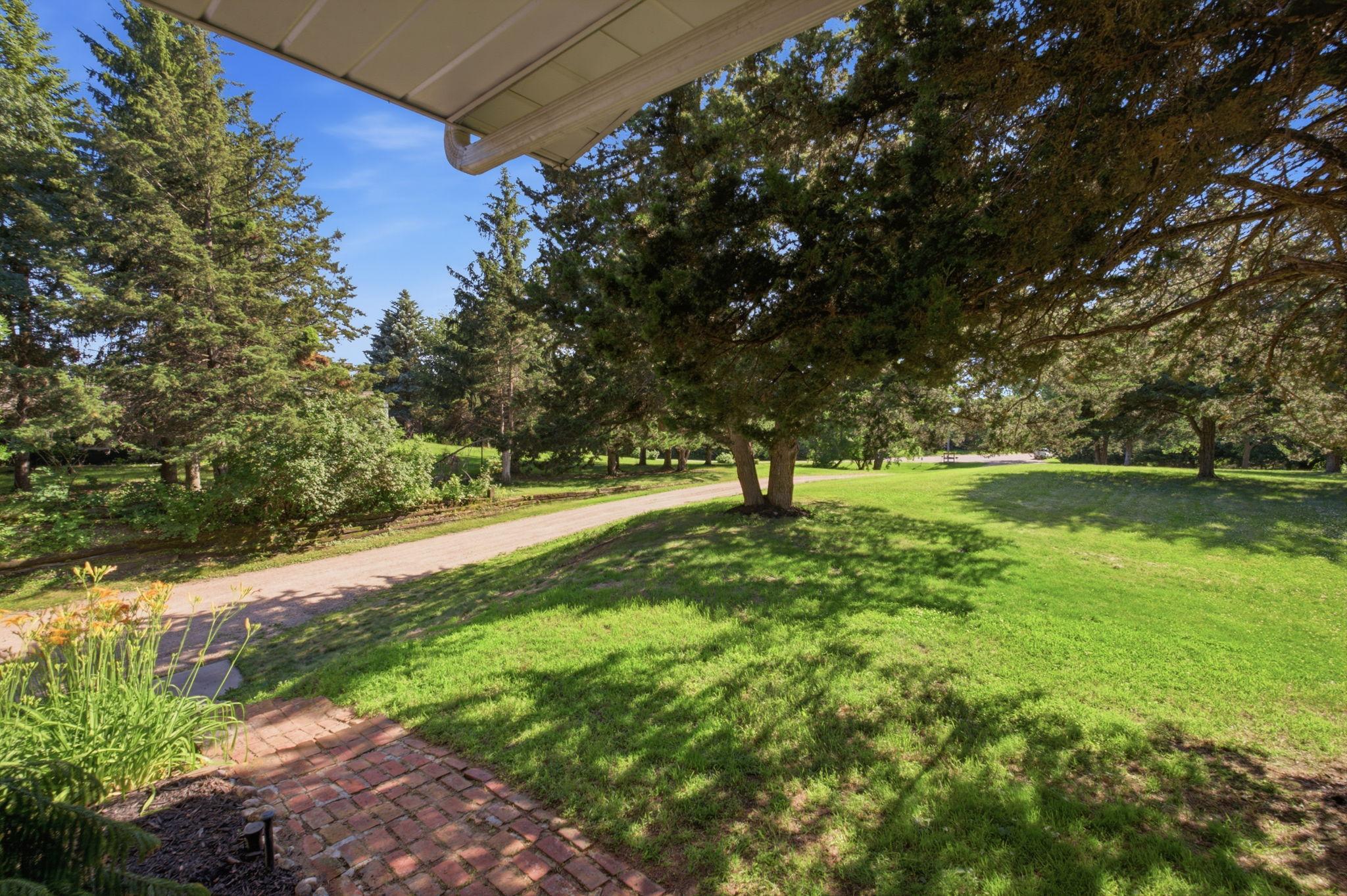 main property photo 35