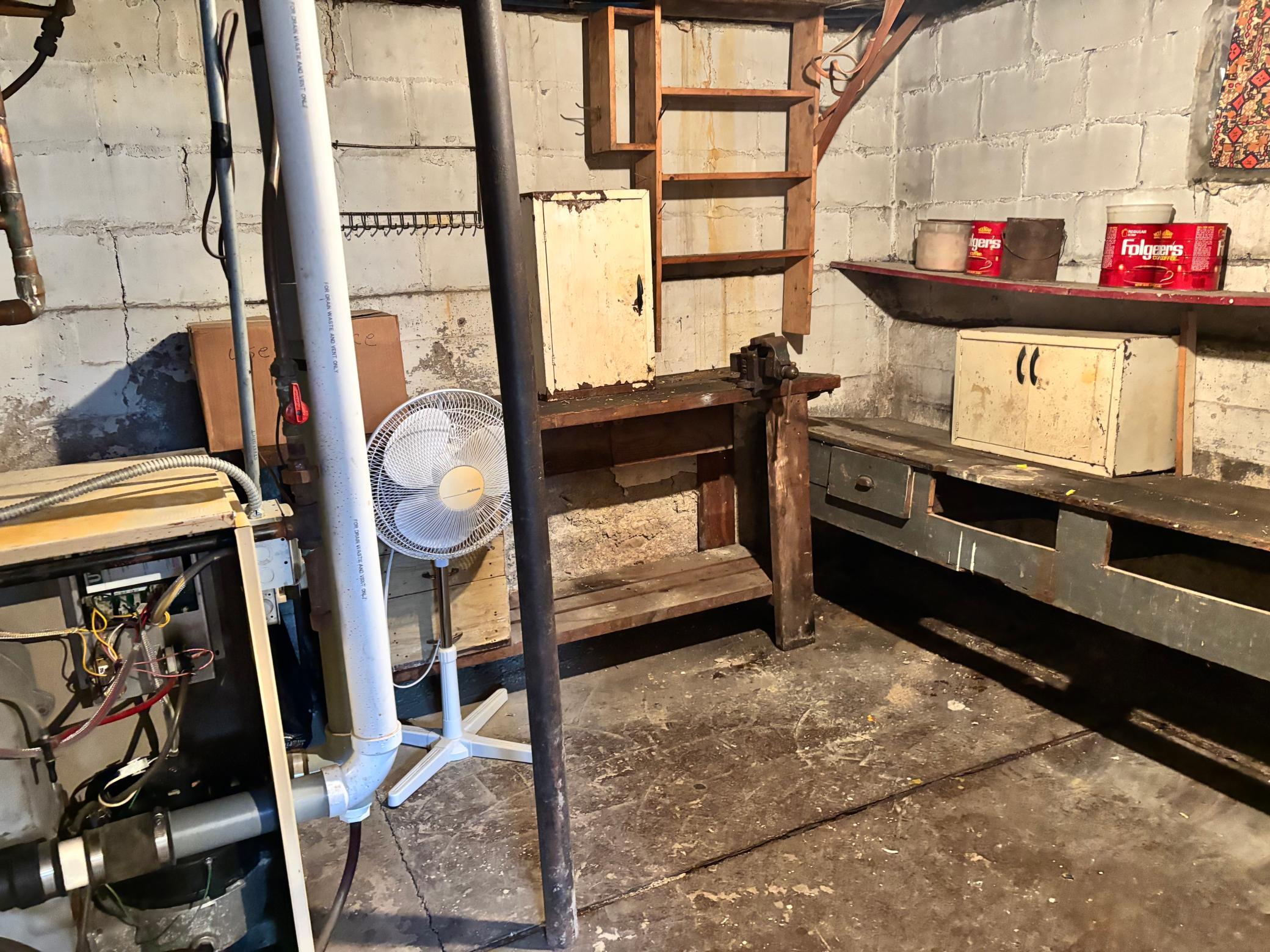 main property photo 45