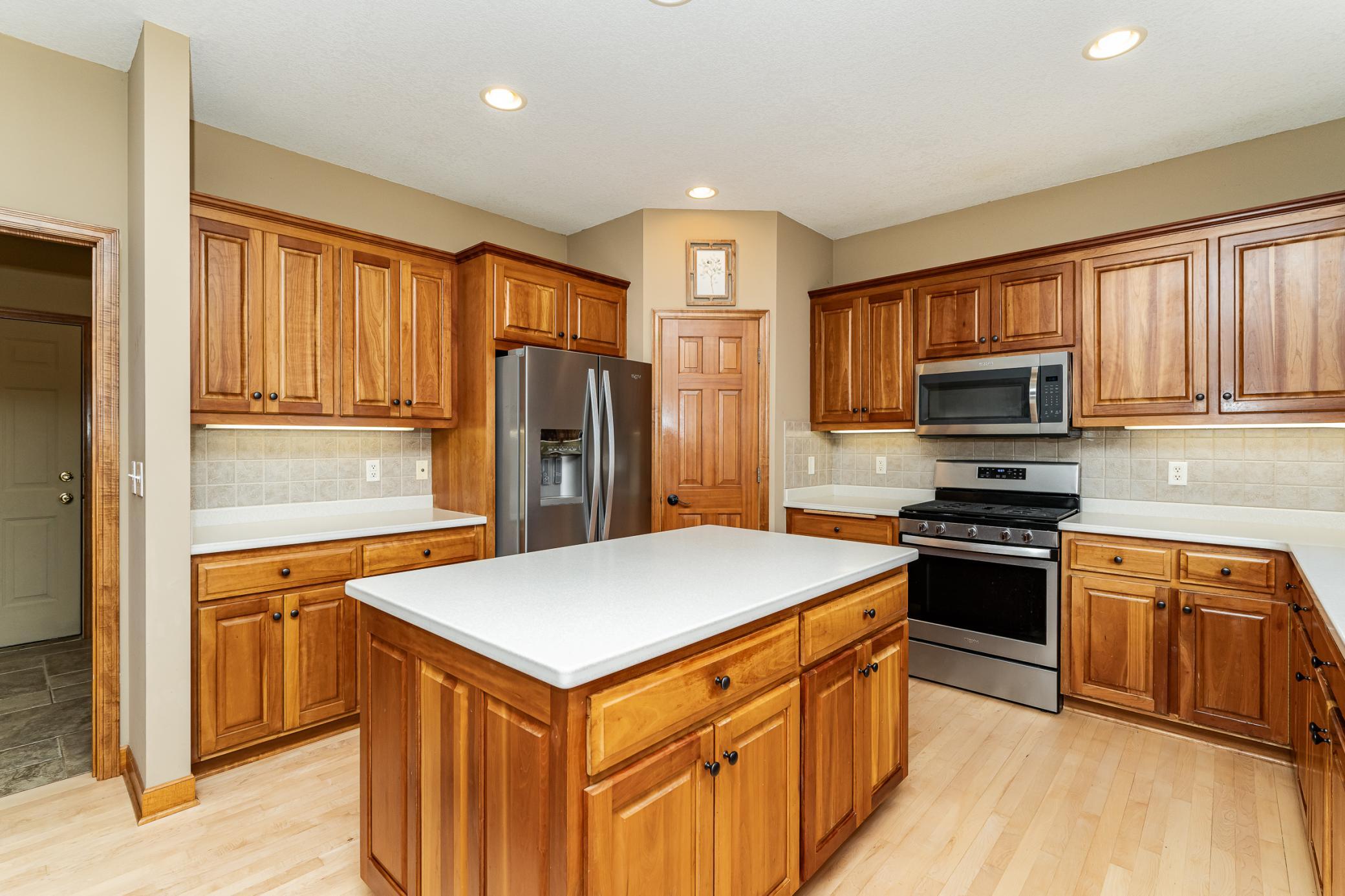main property photo 17