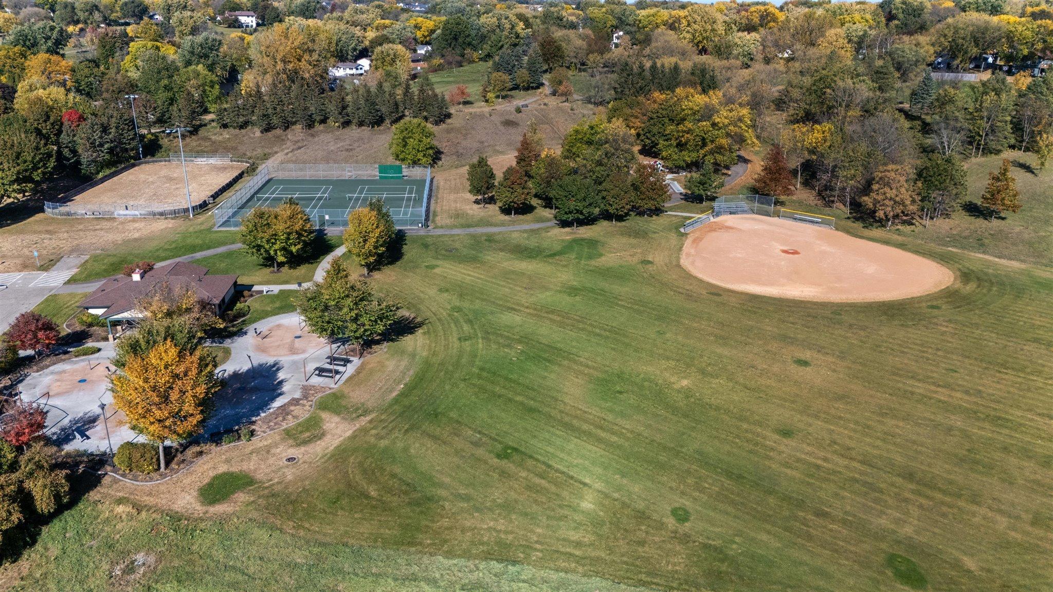 main property photo 25