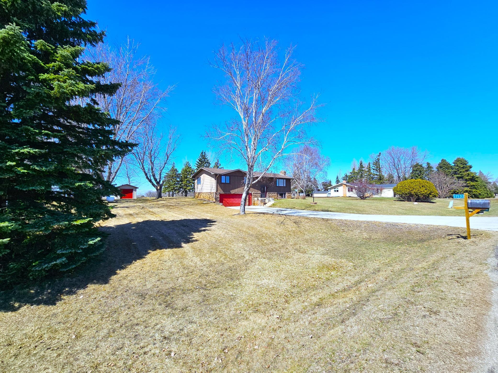 main property photo 50