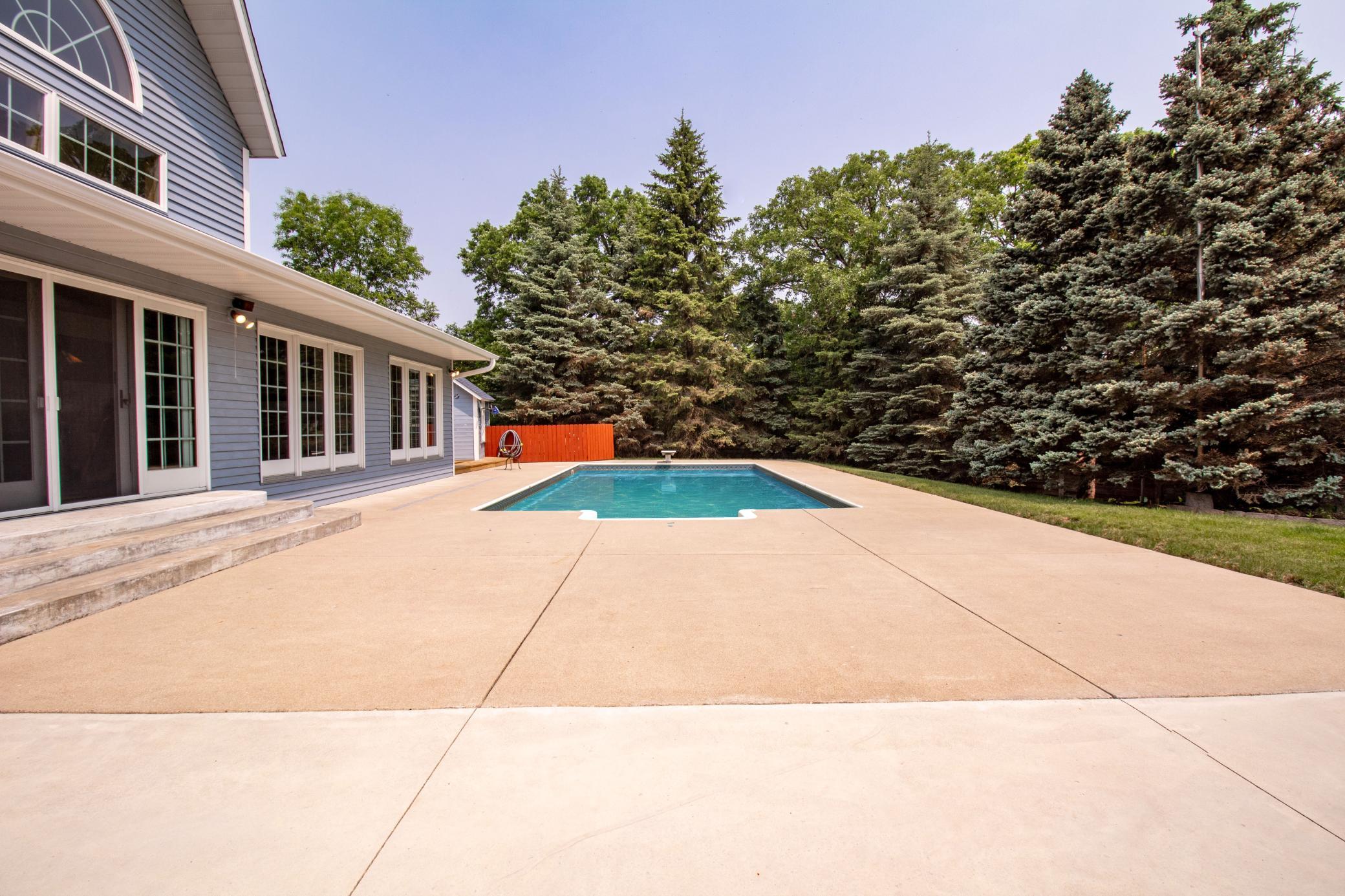 main property photo 112