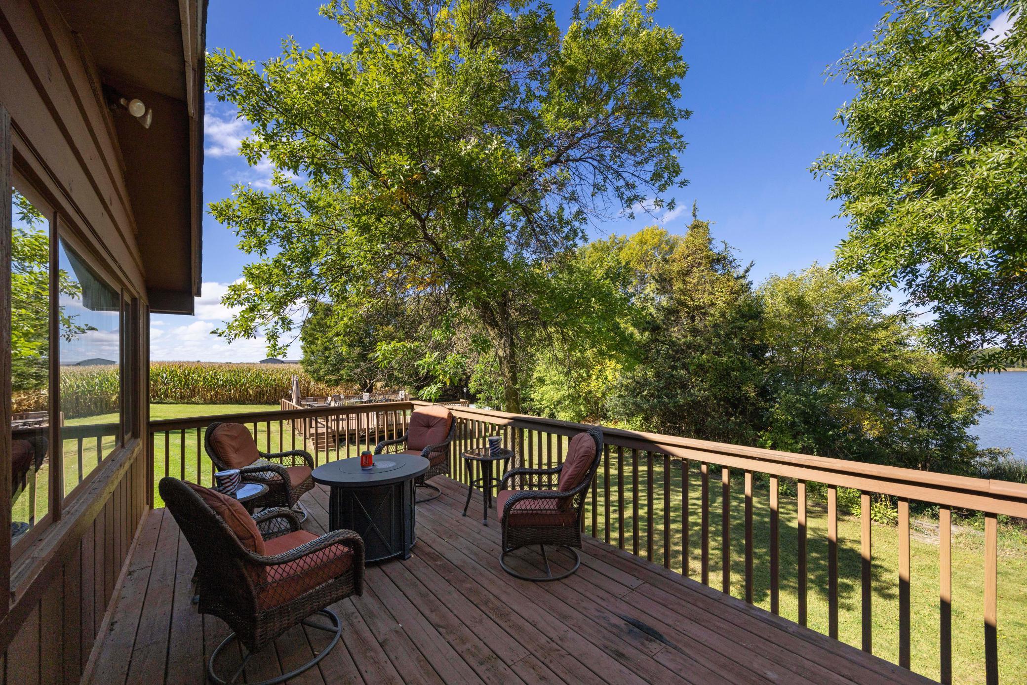 main property photo 25