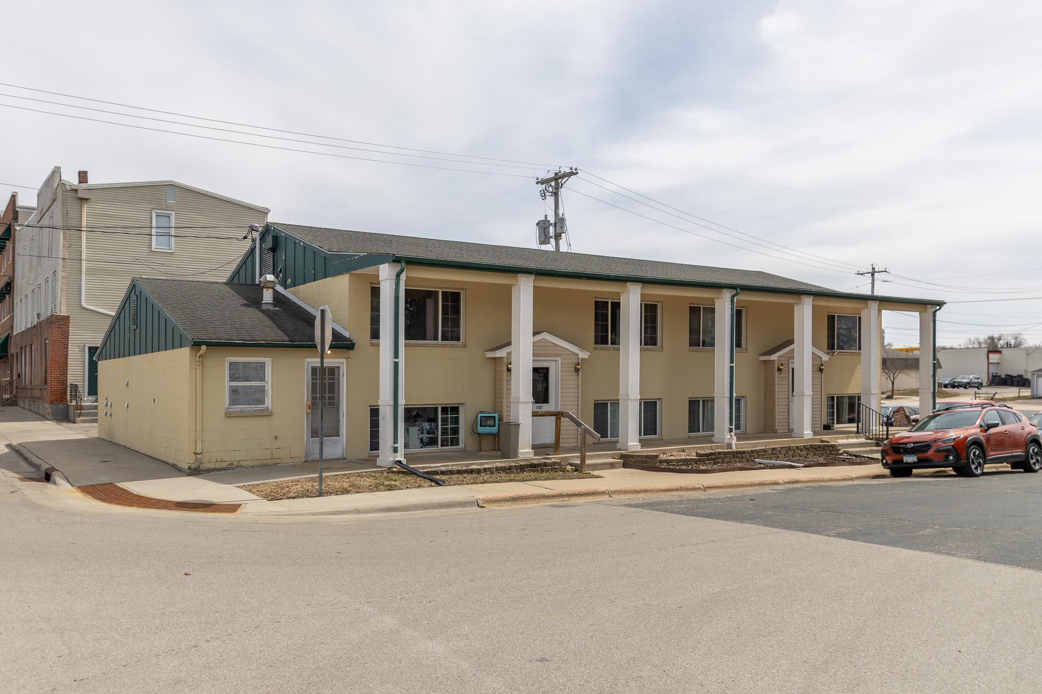 main property photo 3