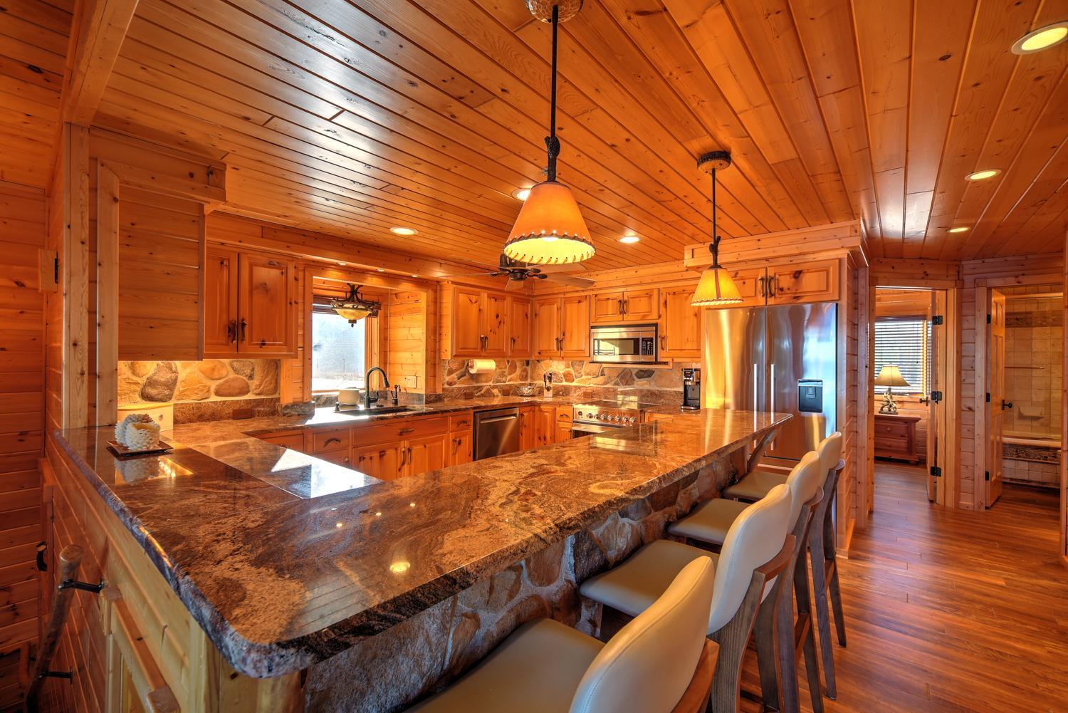 main property photo 5