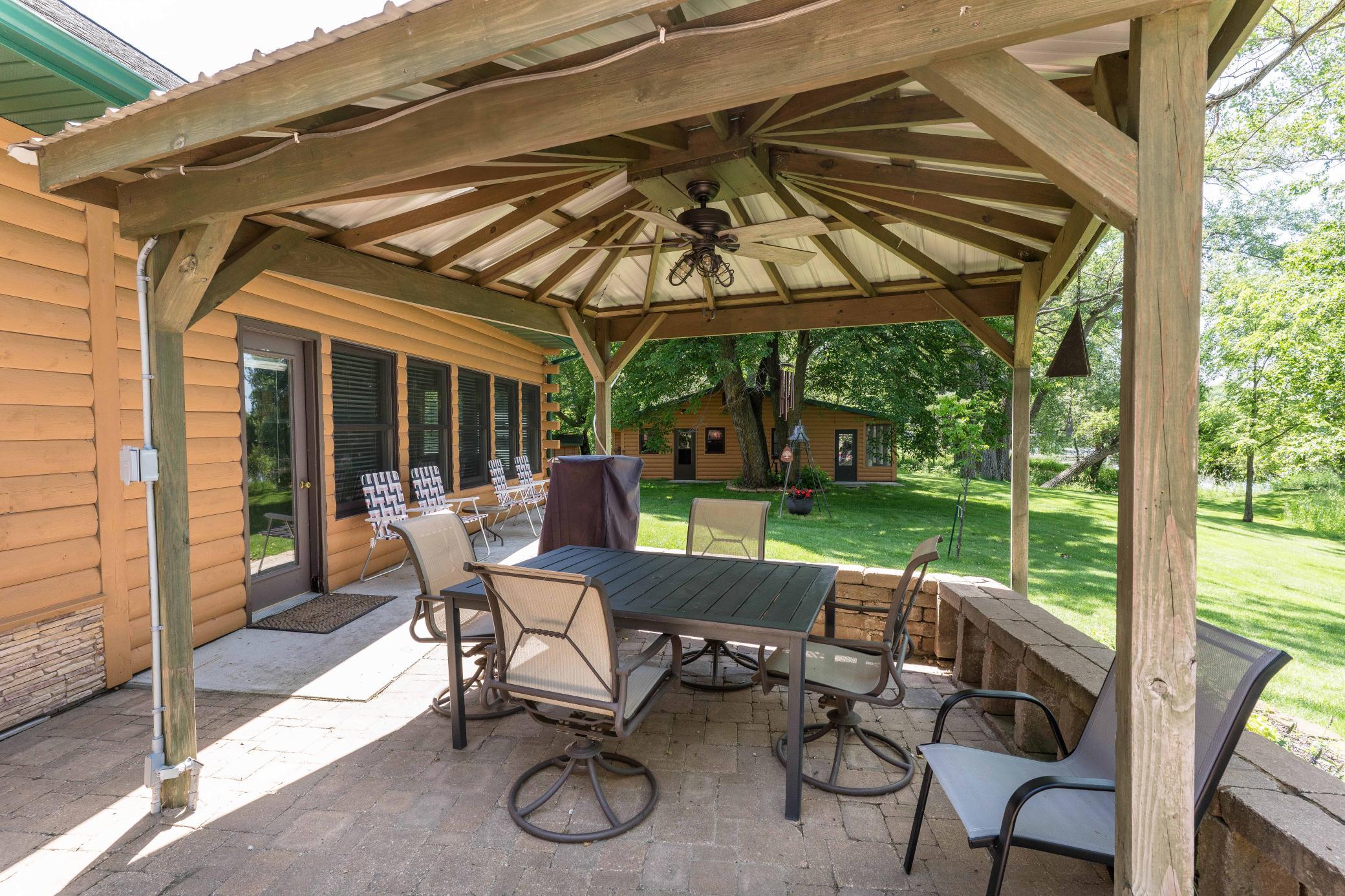 main property photo 8