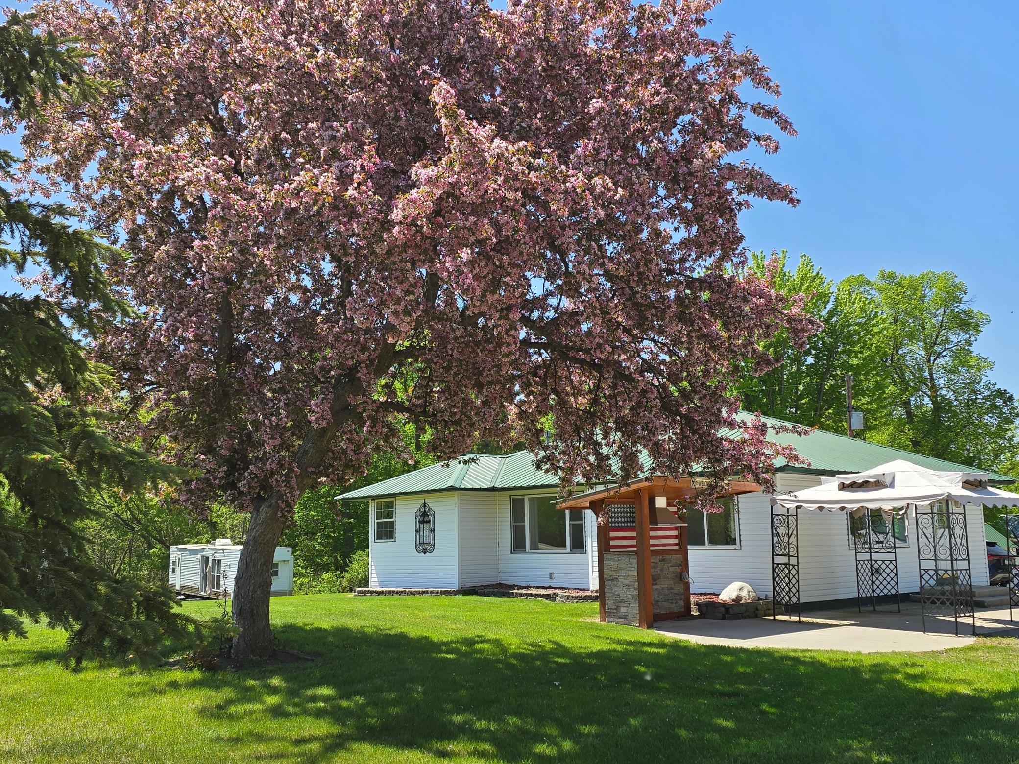 main property photo 45