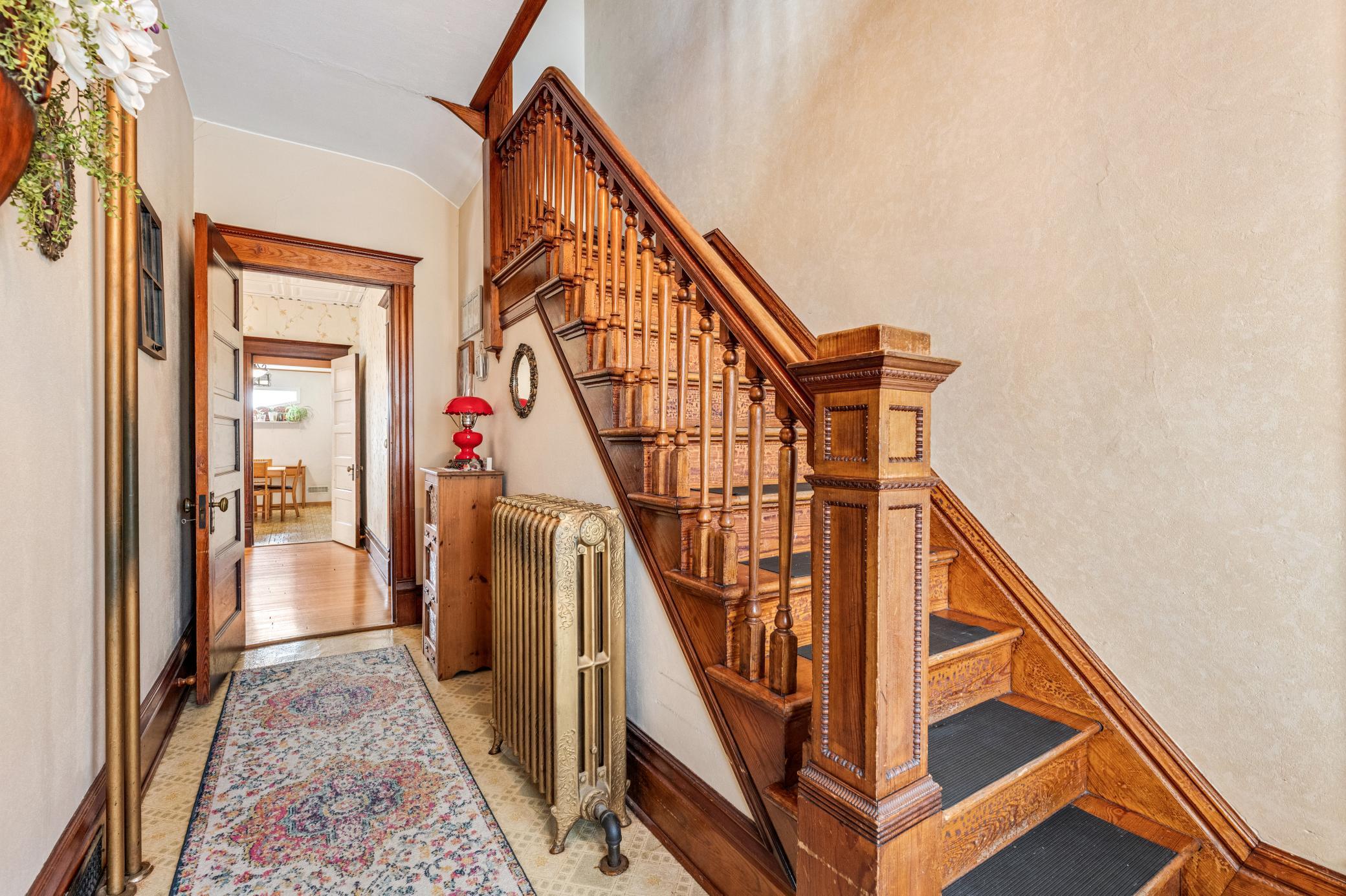 main property photo 7