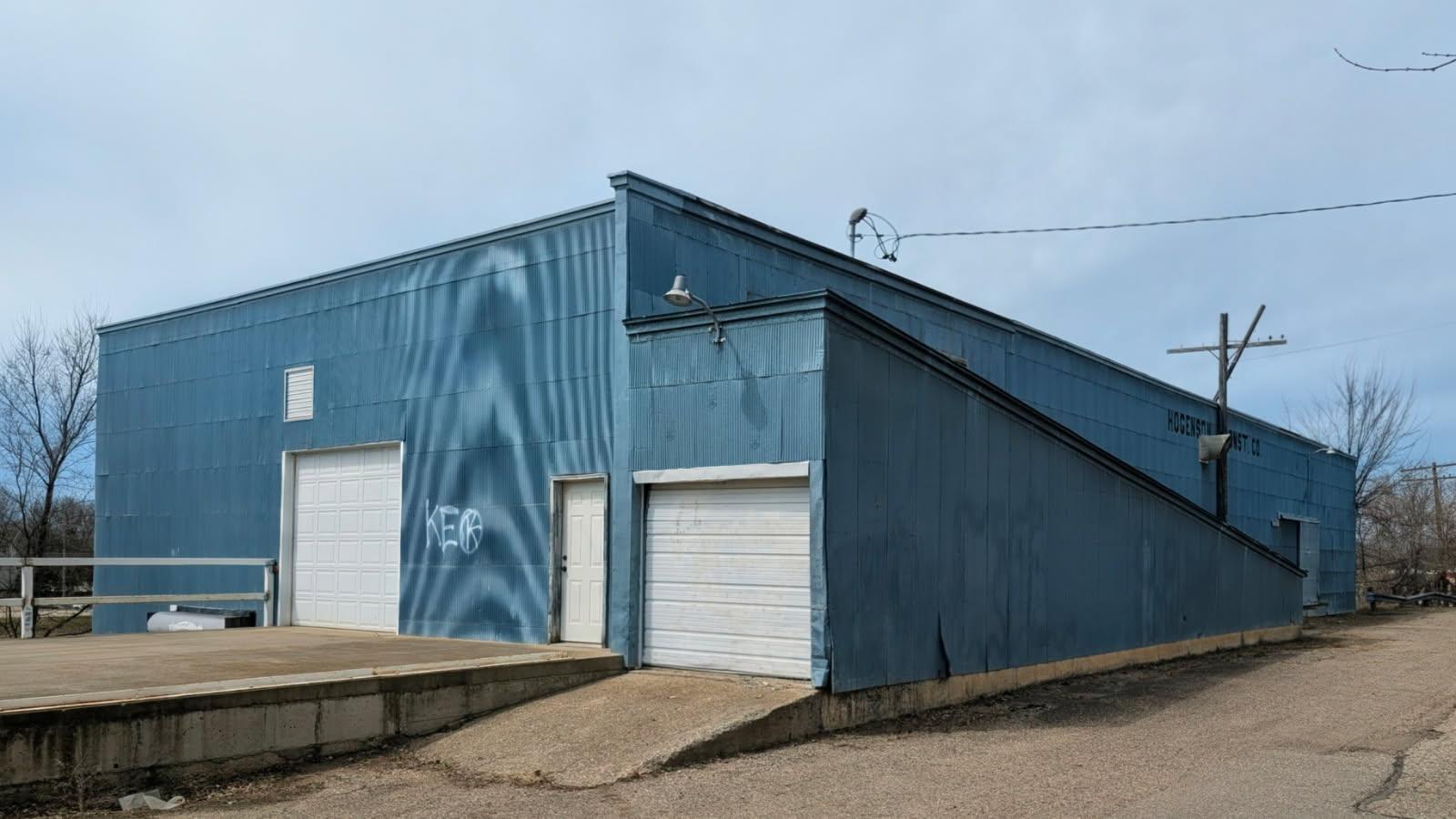 main property photo 13