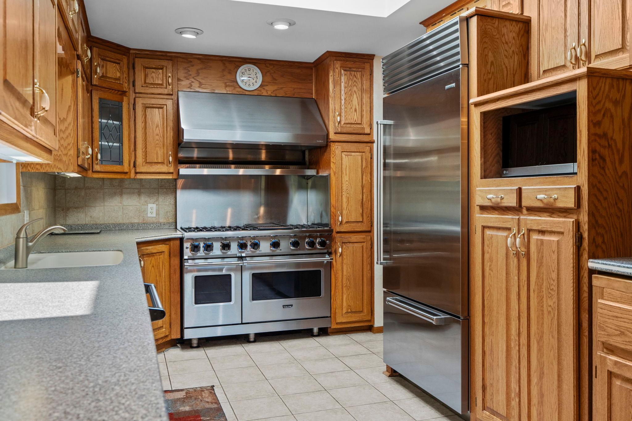 main property photo 8