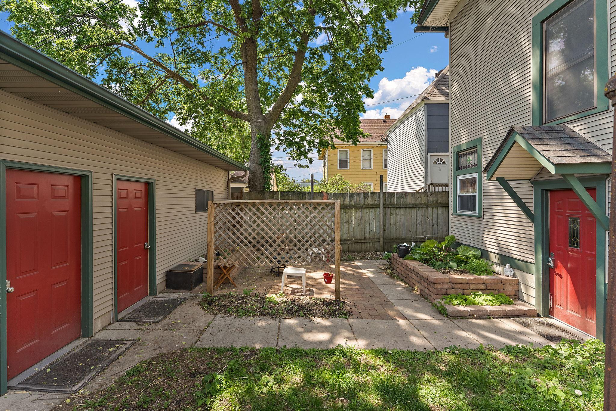 main property photo 58