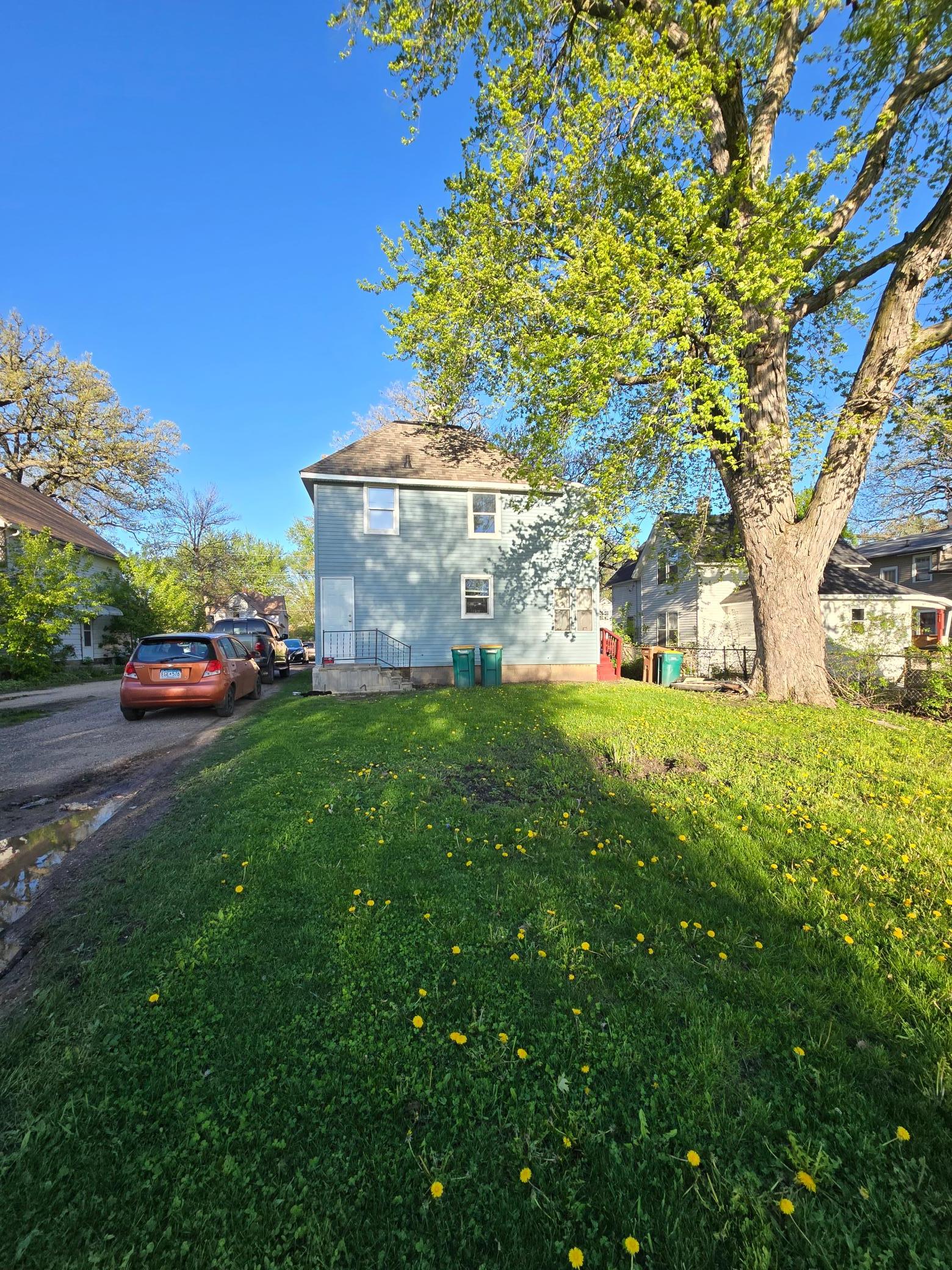 main property photo 30