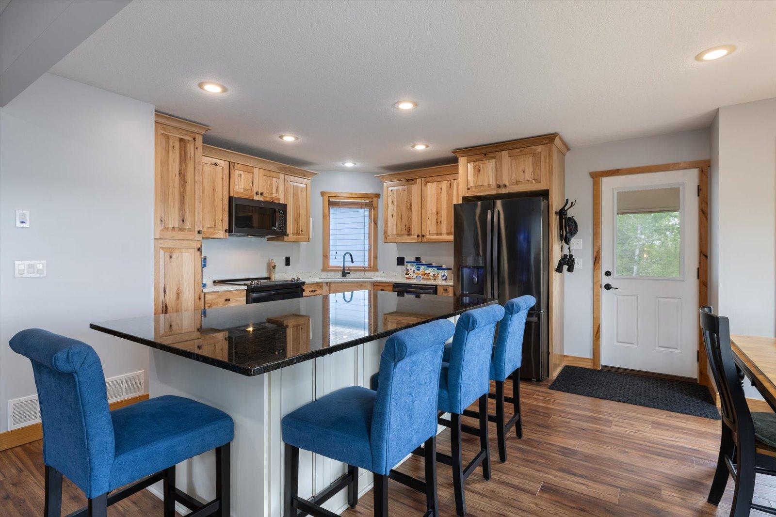 main property photo 18