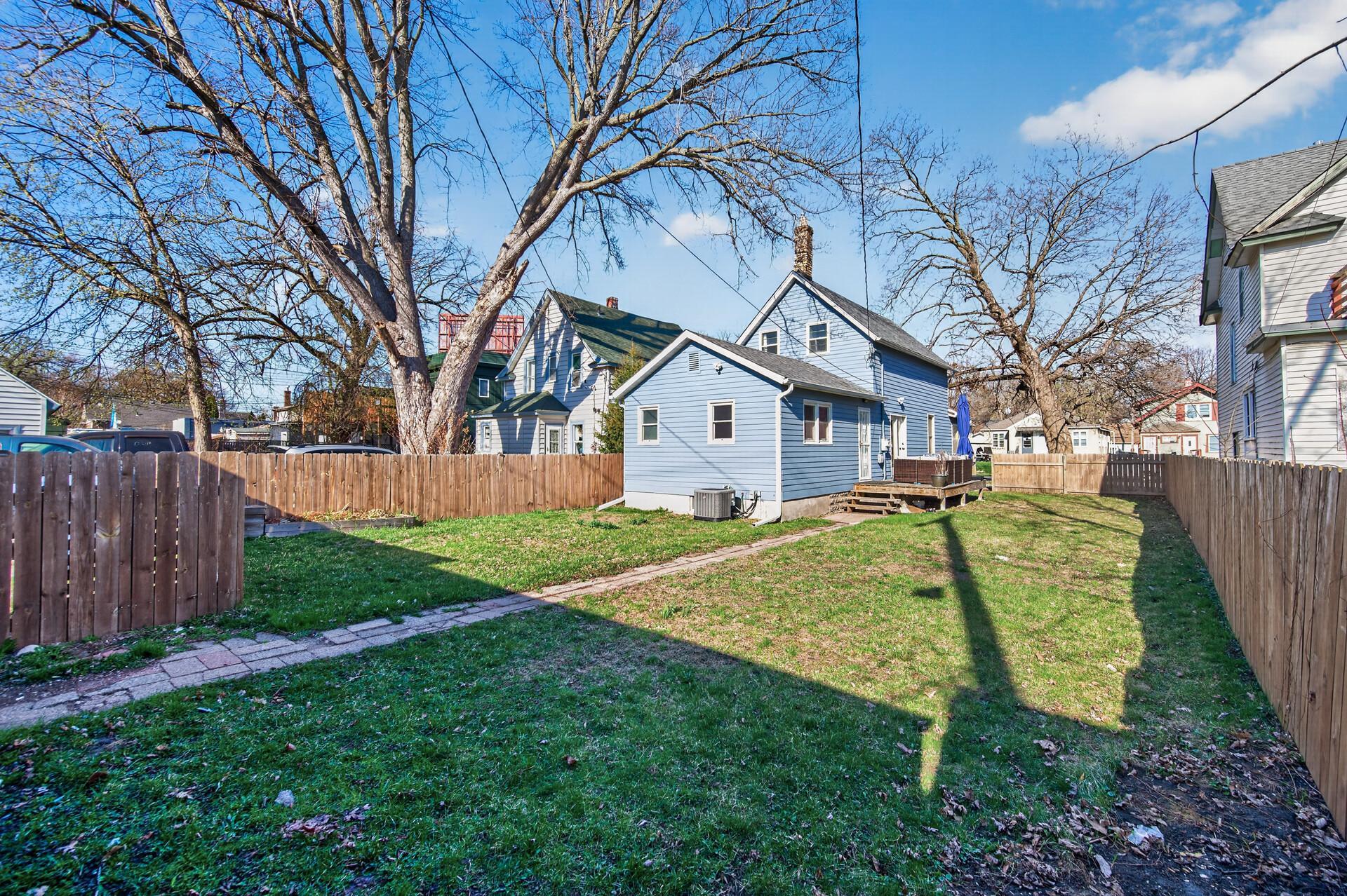 main property photo 23