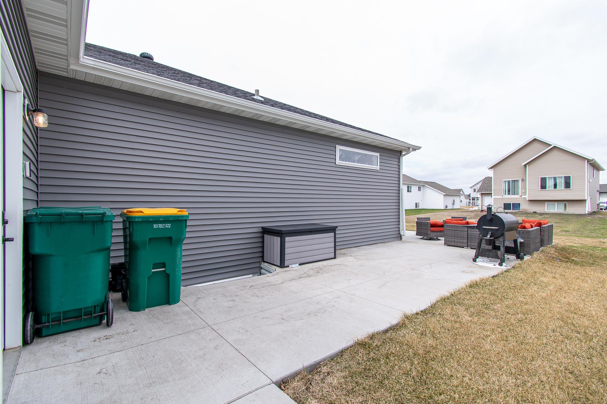 main property photo 43
