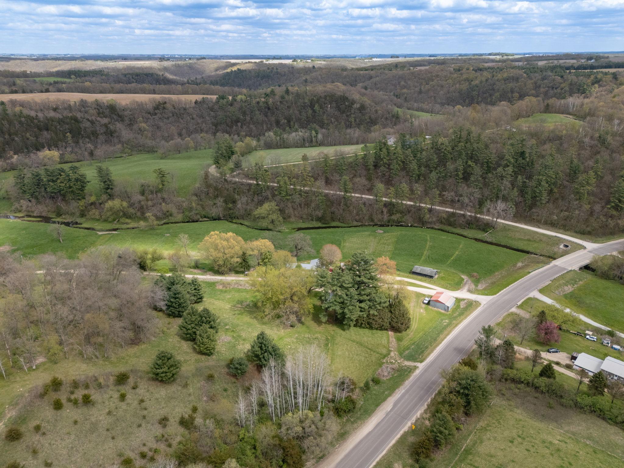 main property photo 28